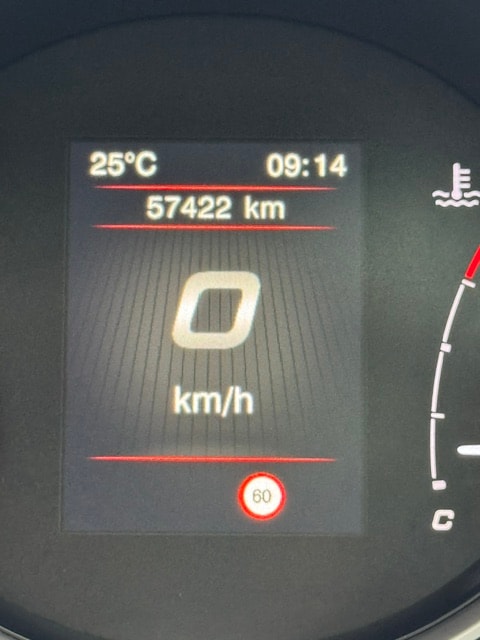 FIAT 500X 1.6MJ Sport-image-10