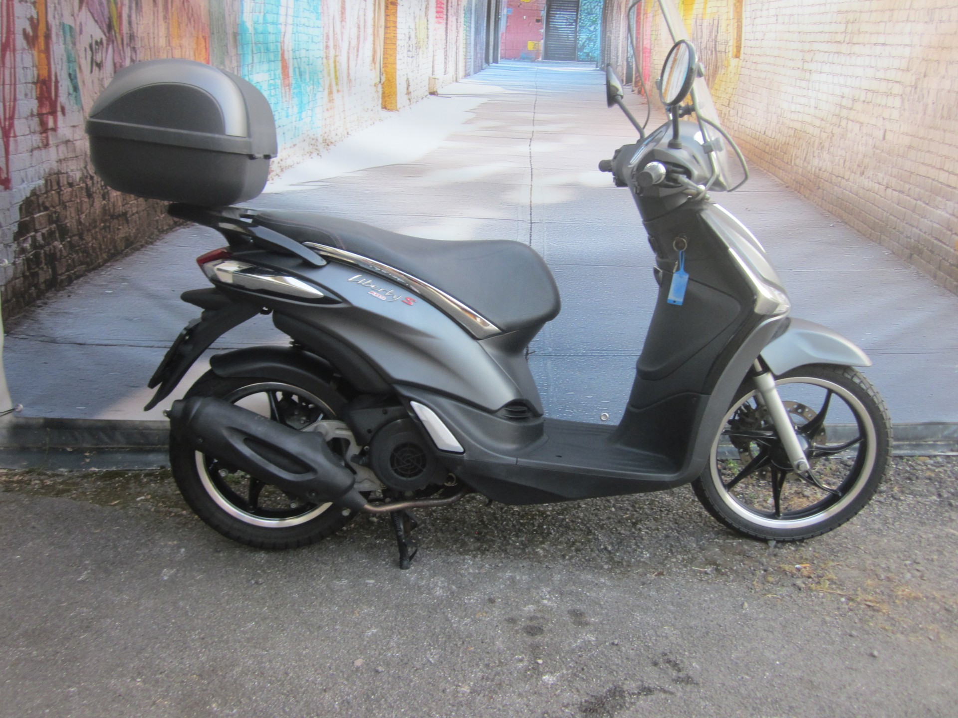 PIAGGIO Liberty 125 iGet ABS-image-1