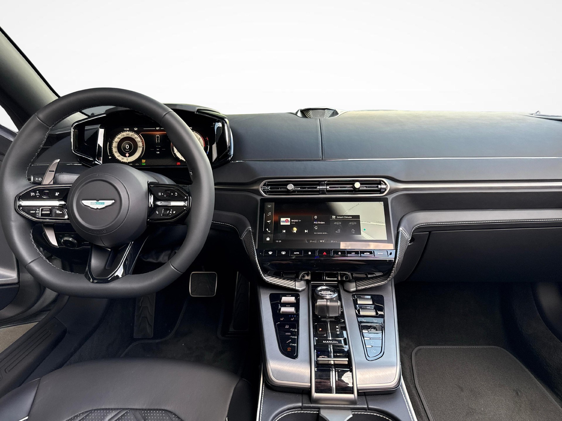 ASTON MARTIN Vanquish Volante 5.2 V12 Bi-Turbo-image-8