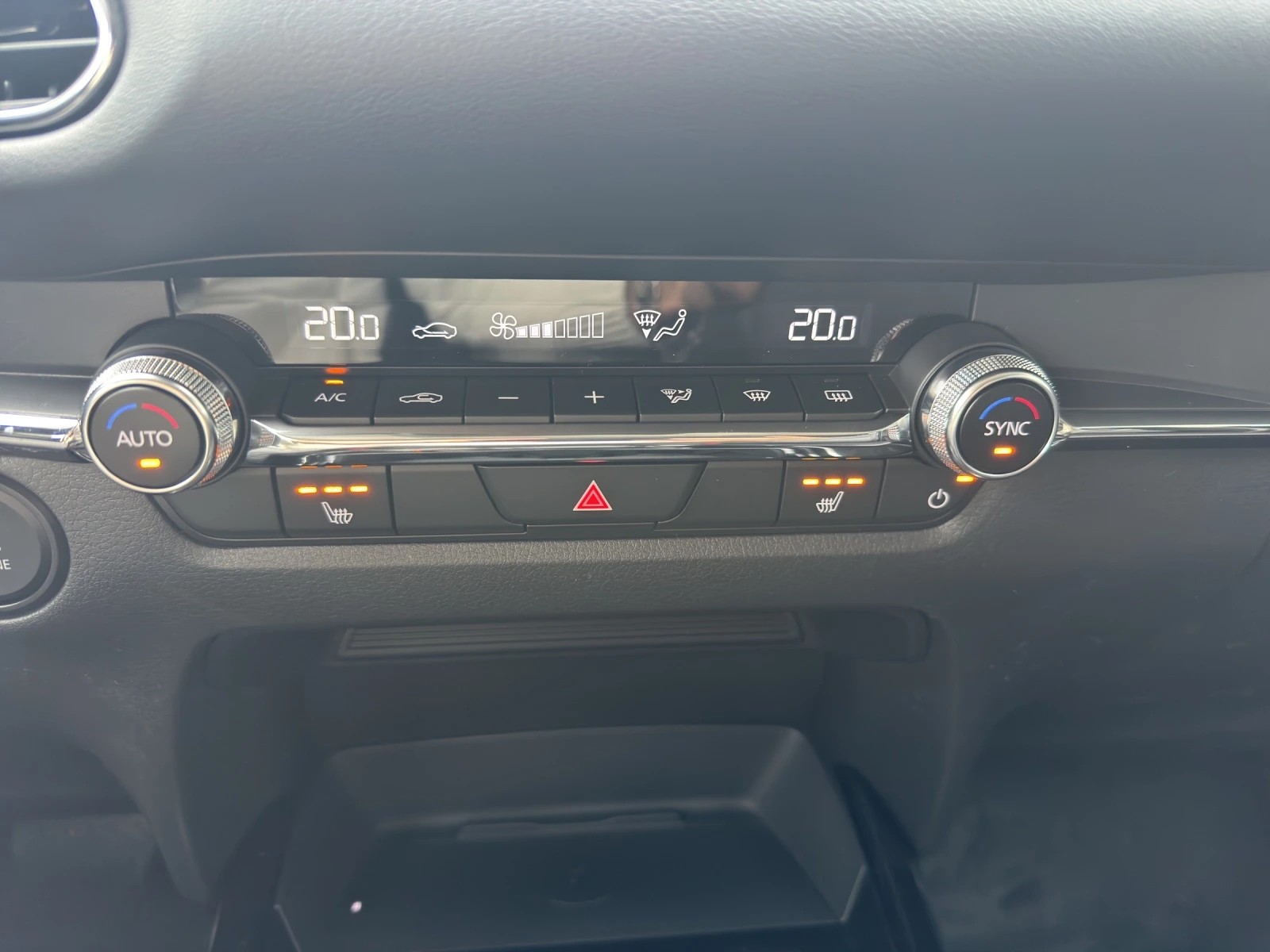 Image MAZDA CX-30 CX-30 SKYACTIV-X 186 M Hybrid Homura AWD AT