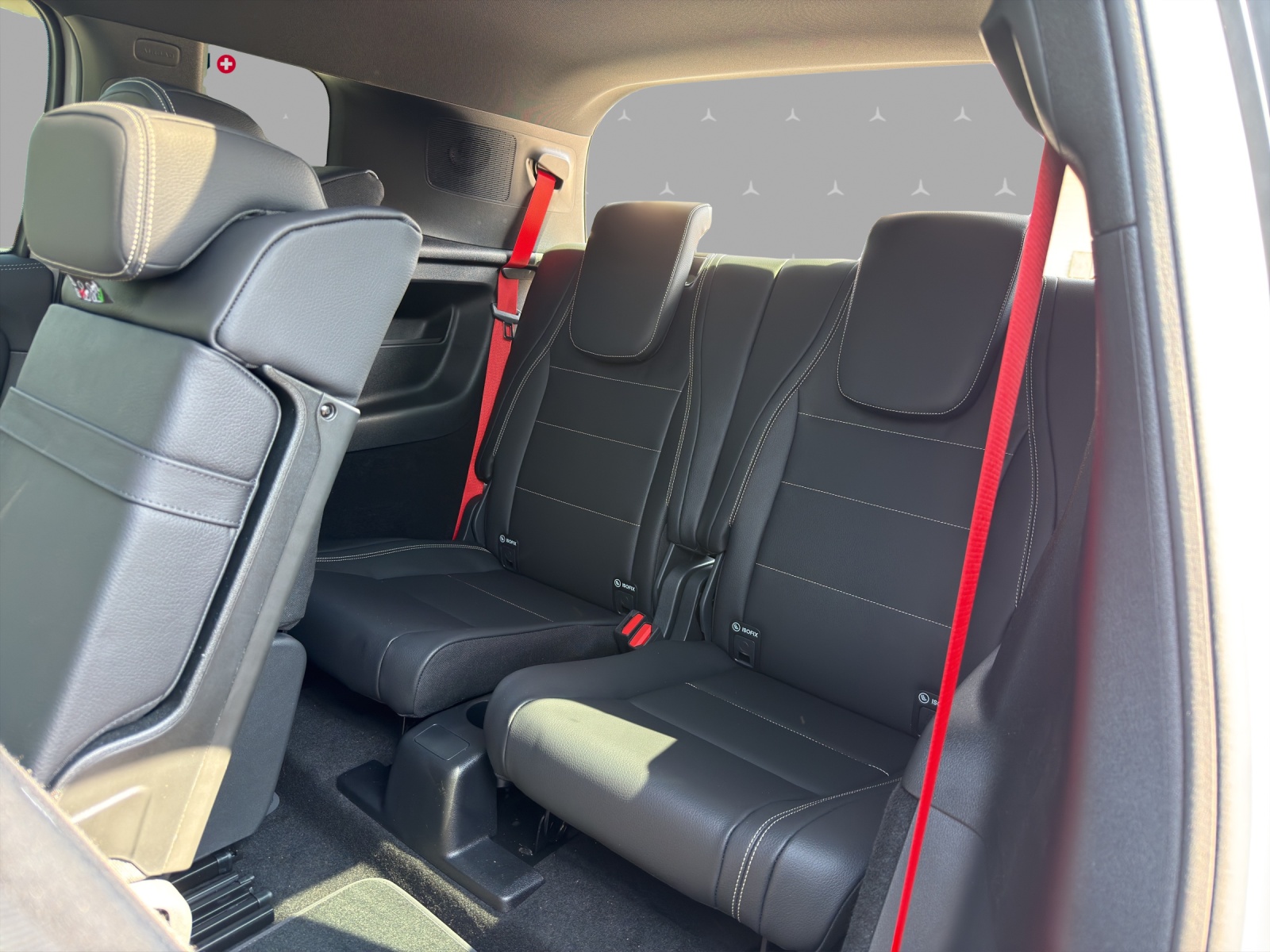MERCEDES-BENZ GLB 220 4Matic 8G-Tronic-image-12