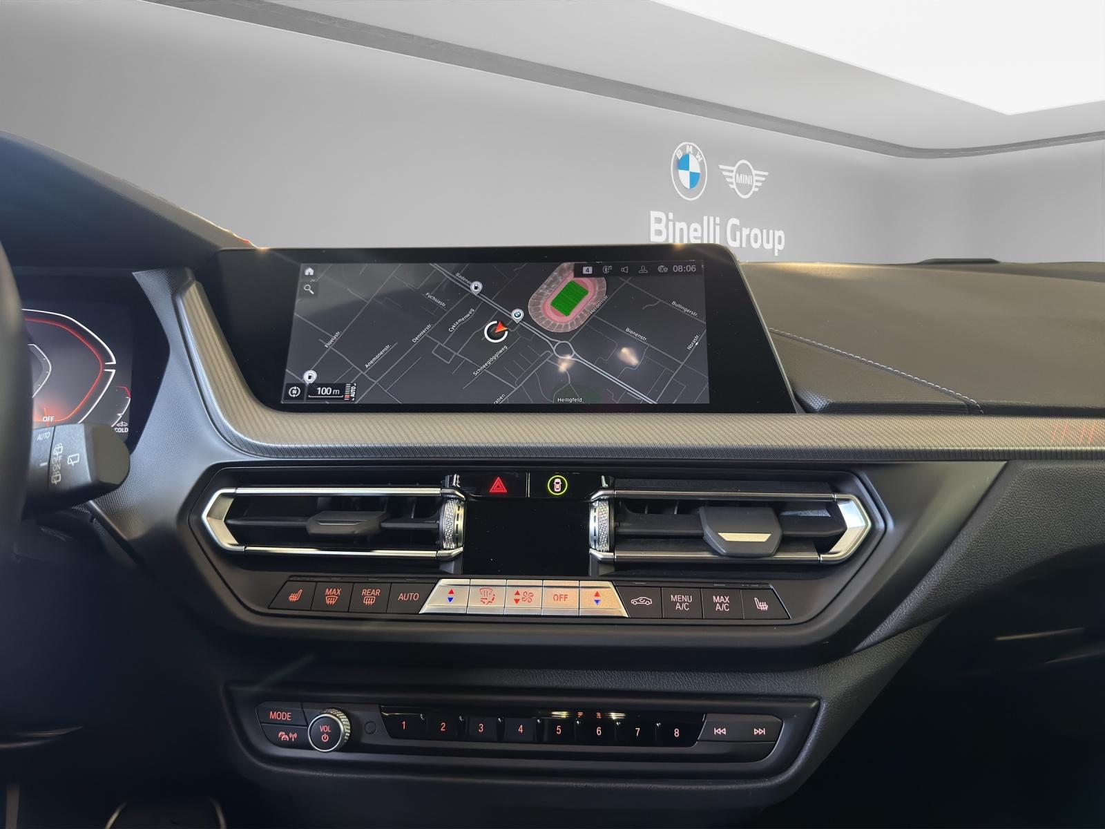 BMW M135i xDrive M Performance Paket-image-16