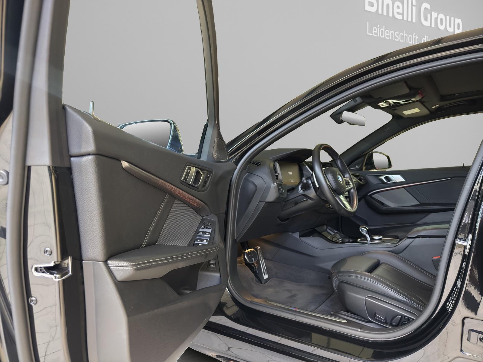 BMW M135i xDrive M Performance Paket-image-10