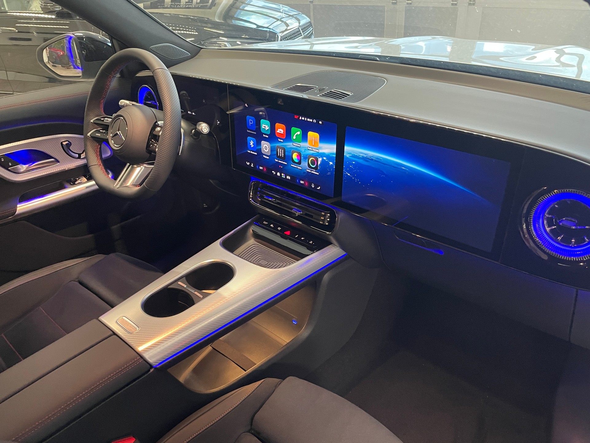 MERCEDES-BENZ GLB 220 4M AMG Line 7places-image-21
