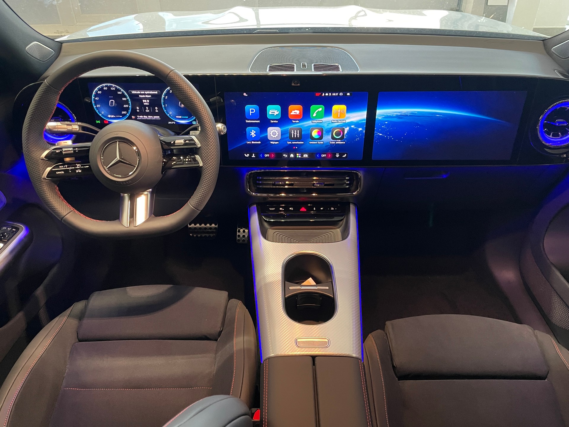 MERCEDES-BENZ GLB 220 4M AMG Line 7places-image-12