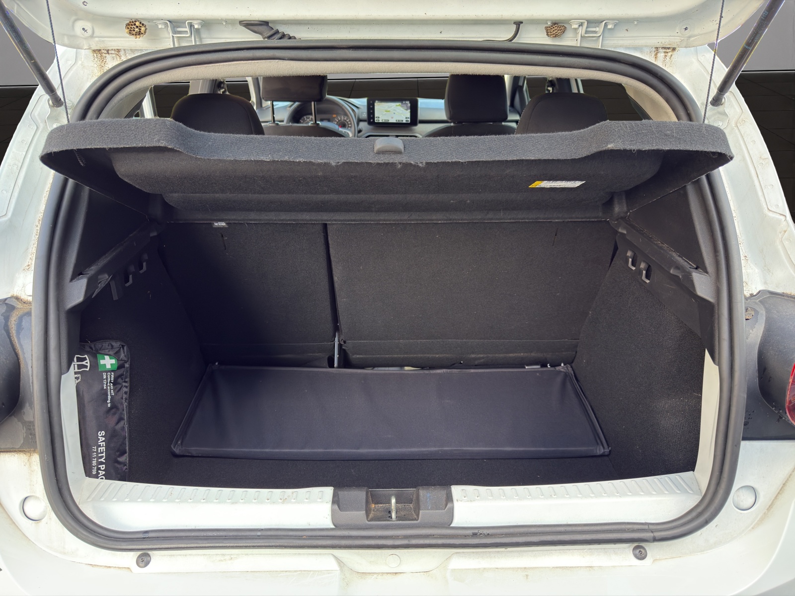 DACIA Sandero TCe 90 Expression CVT-image-18
