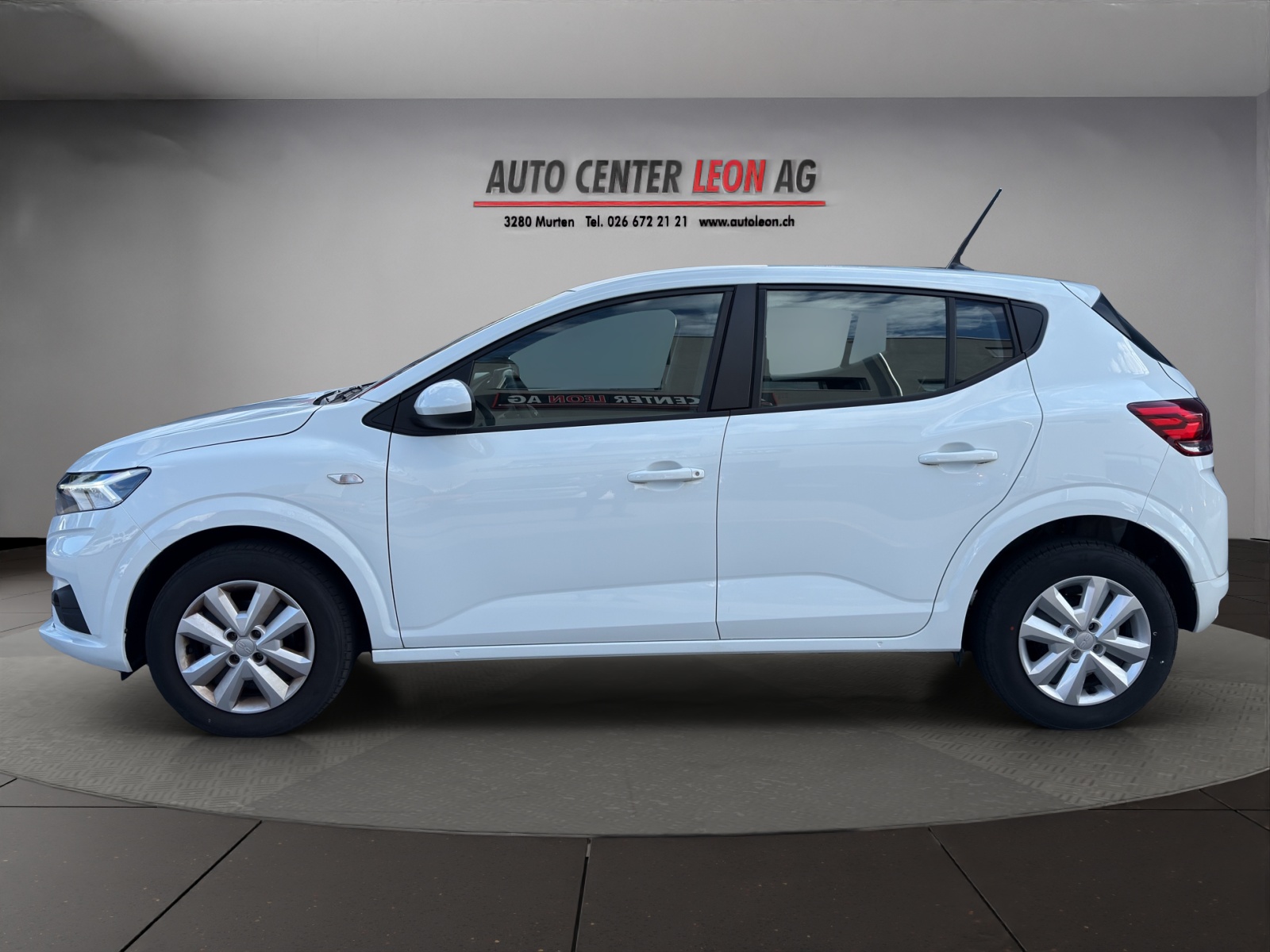 DACIA Sandero TCe 90 Expression CVT-image-2