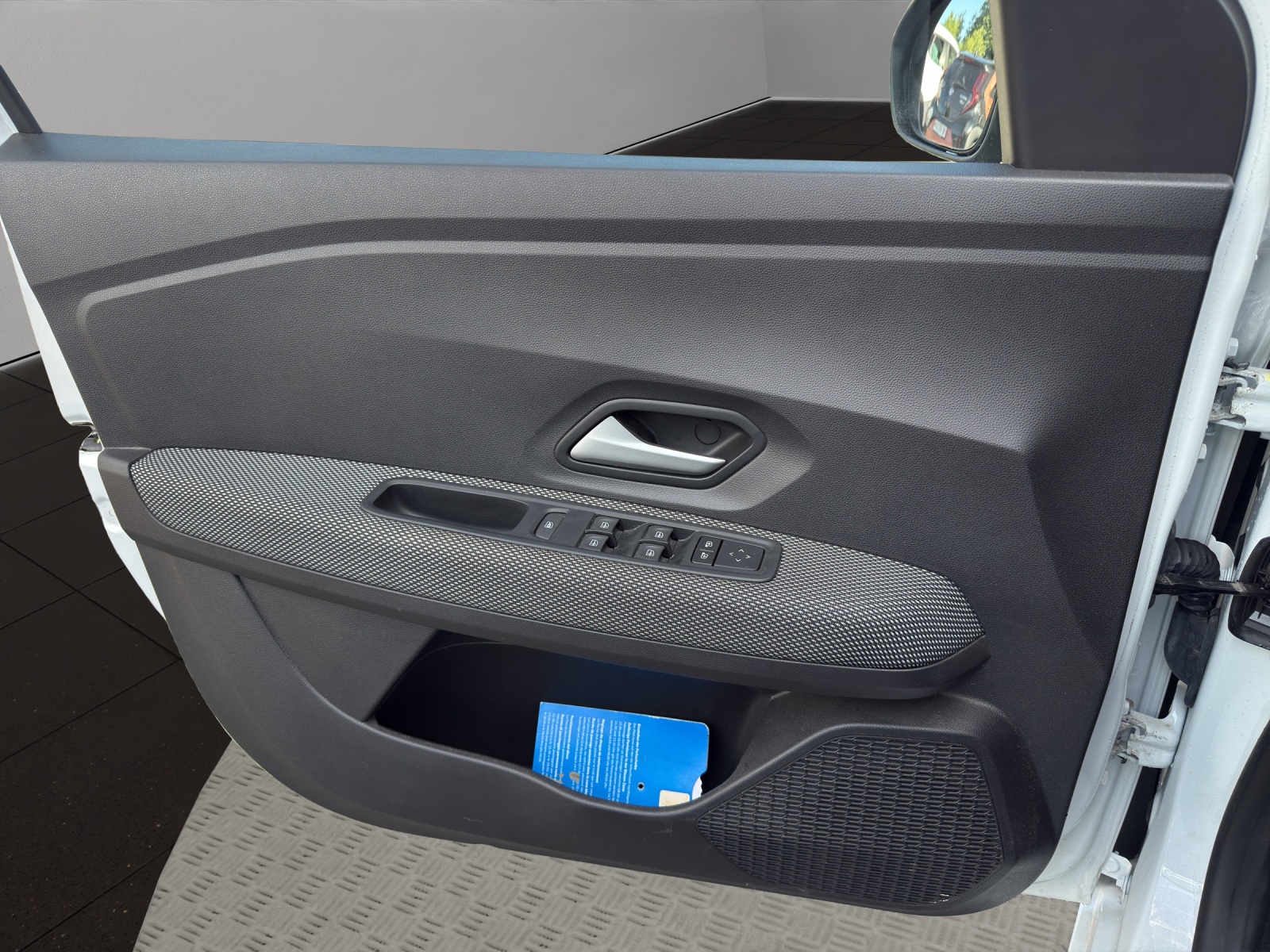 DACIA Sandero TCe 90 Expression CVT-image-11