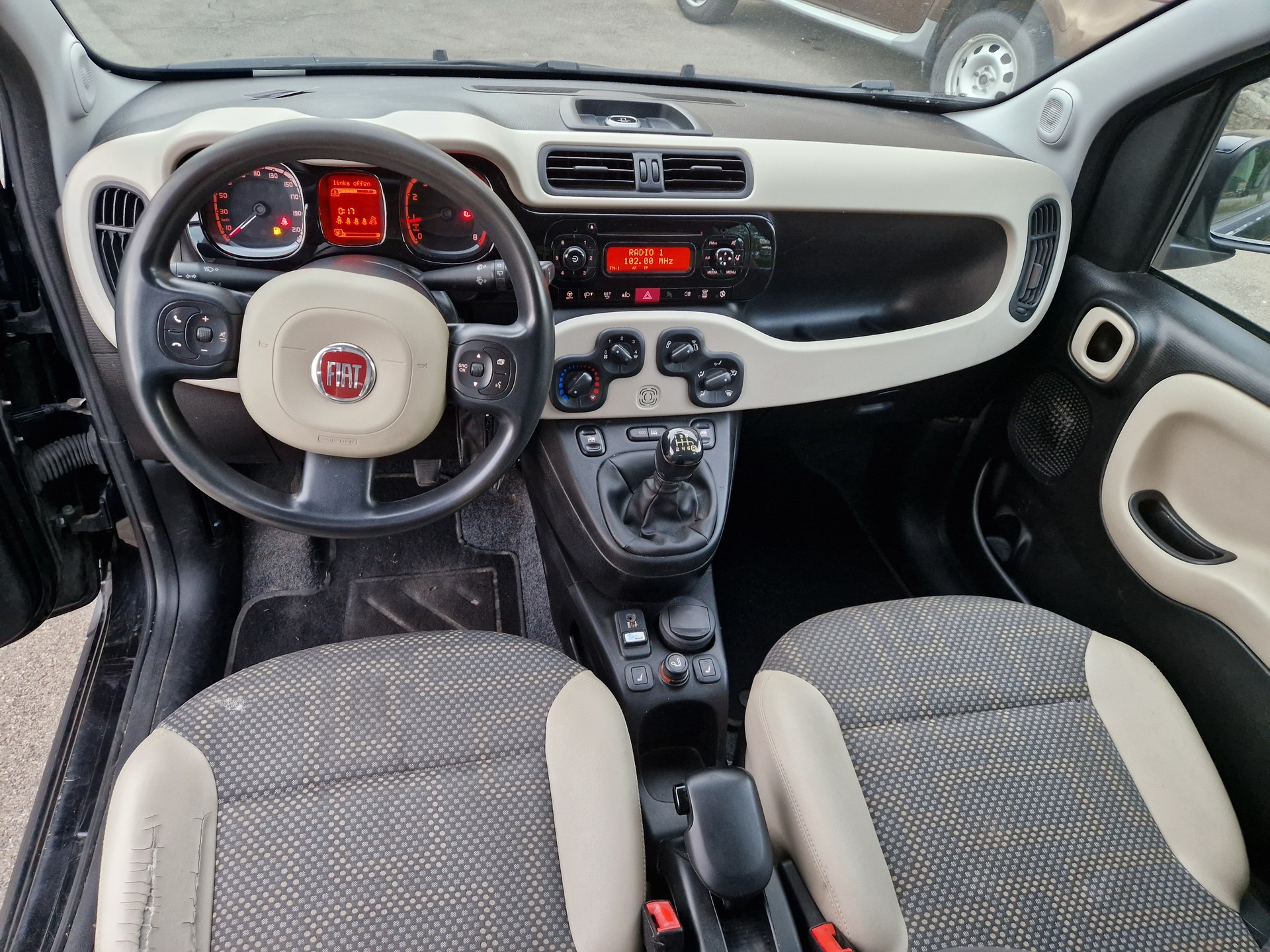 FIAT Panda 0.9 Twinair Turbo Antartica 4x4-image-12