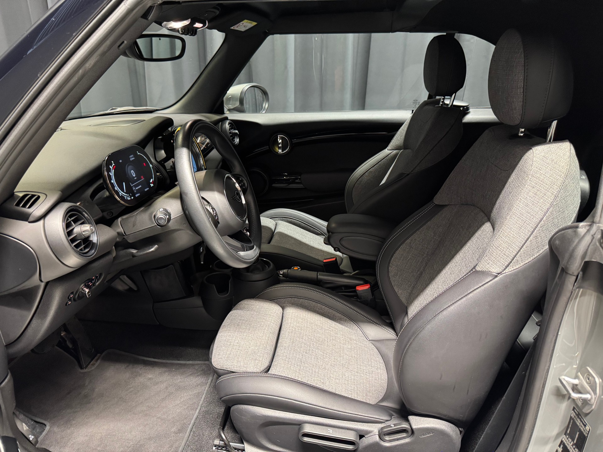 MINI Cooper S Cabriolet DKG (8)-image-8