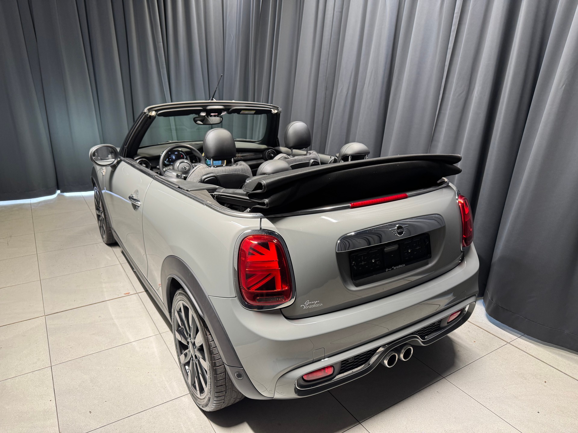 MINI Cooper S Cabriolet DKG (8)-image-6