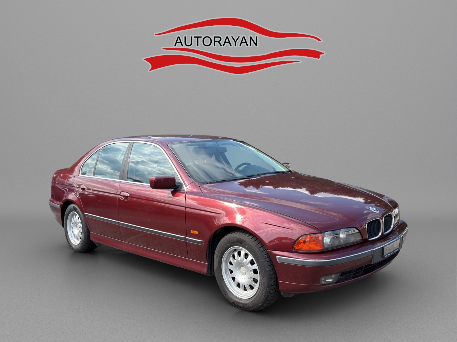 BMW 523i-image-2
