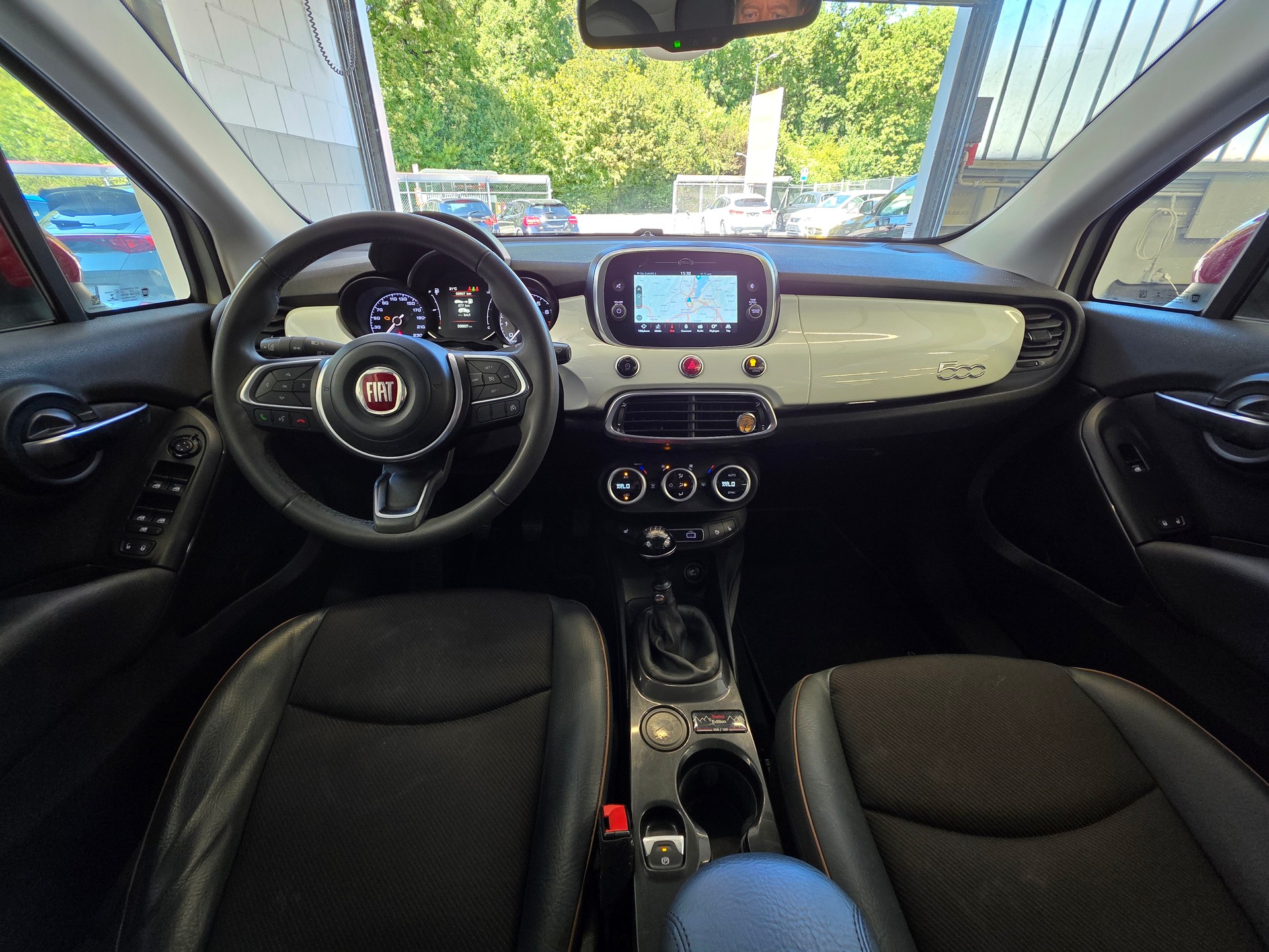 FIAT 500X 1.0 GSE Lounge Swiss Edition-image-9