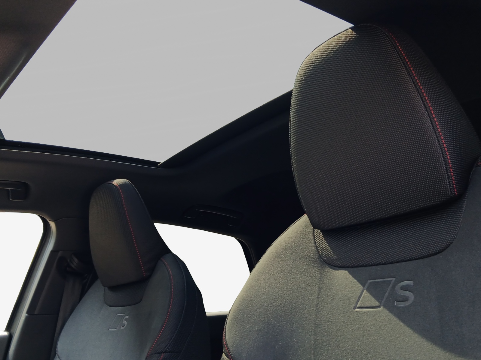 AUDI Q3 Sportback TFSI quattro 150 kW S tronic-image-14
