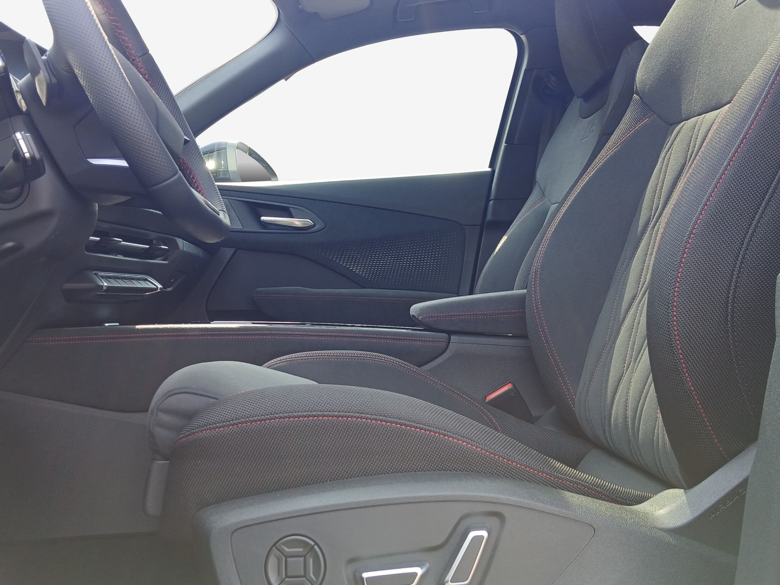 AUDI Q3 Sportback TFSI quattro 150 kW S tronic-image-7