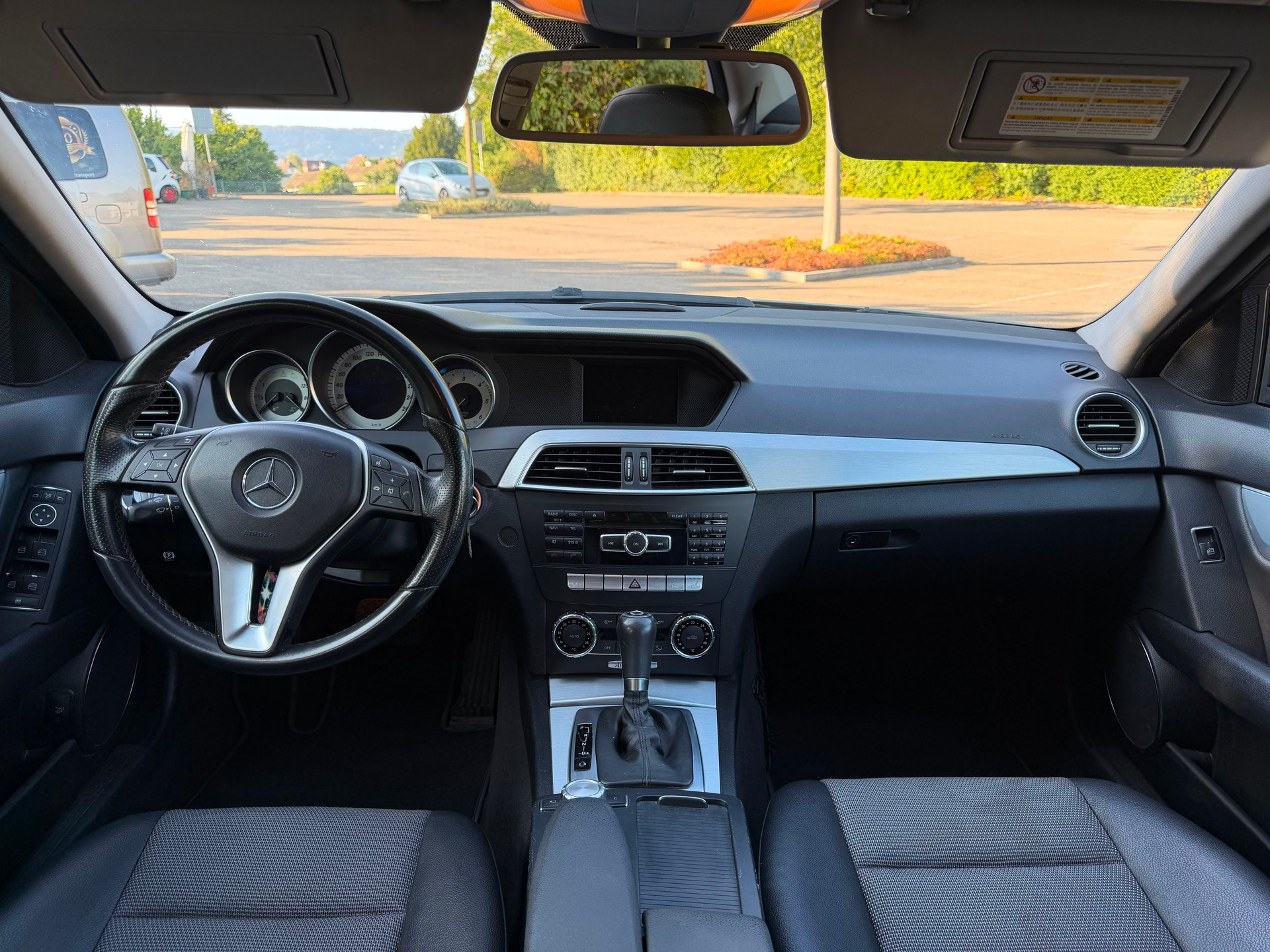 MERCEDES-BENZ C 220 CDI BlueEF Avantgarde-image-4