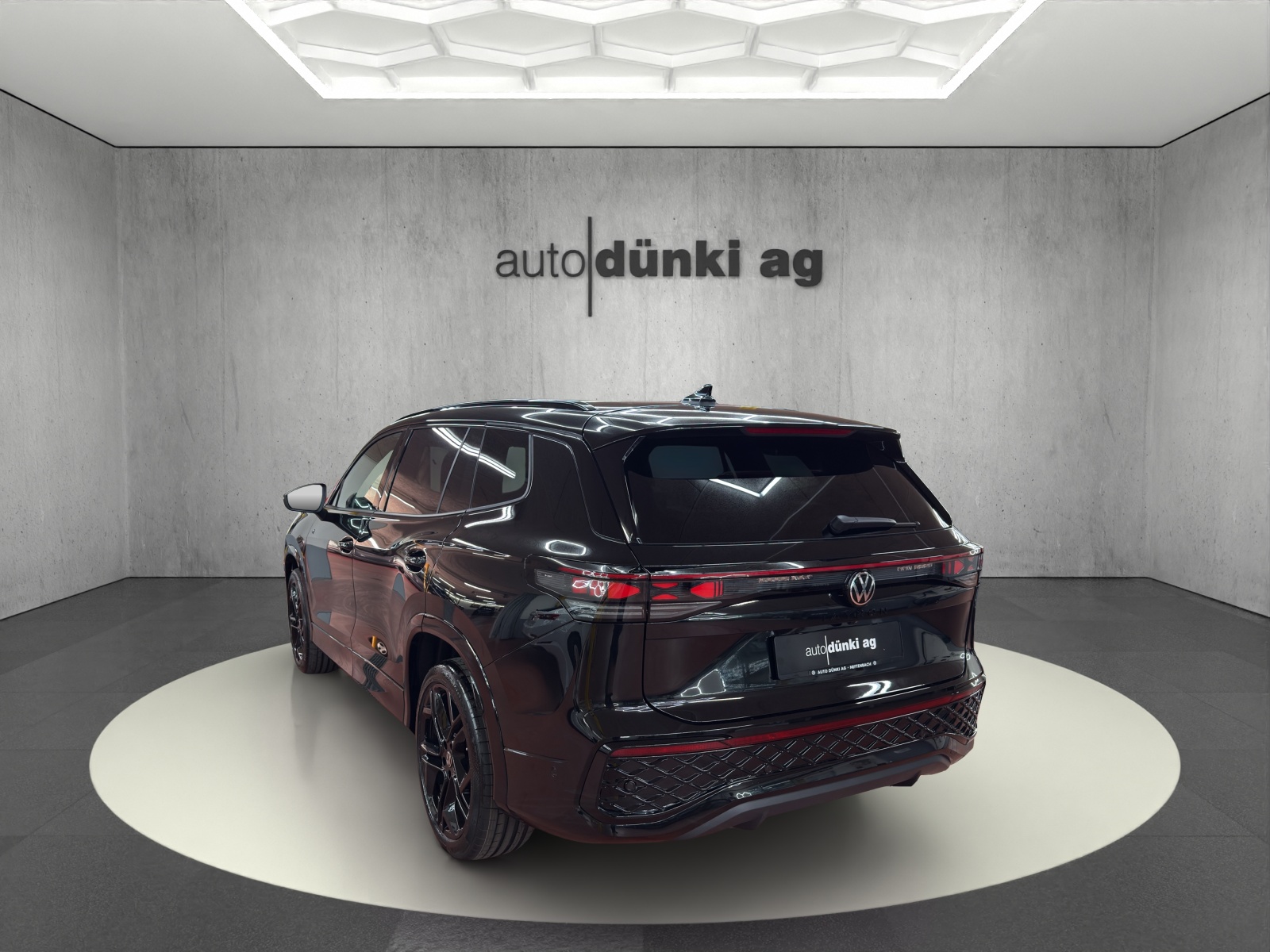 VW Tayron 2.0 TSI R-Line Plus DSG 4Motion-image-2