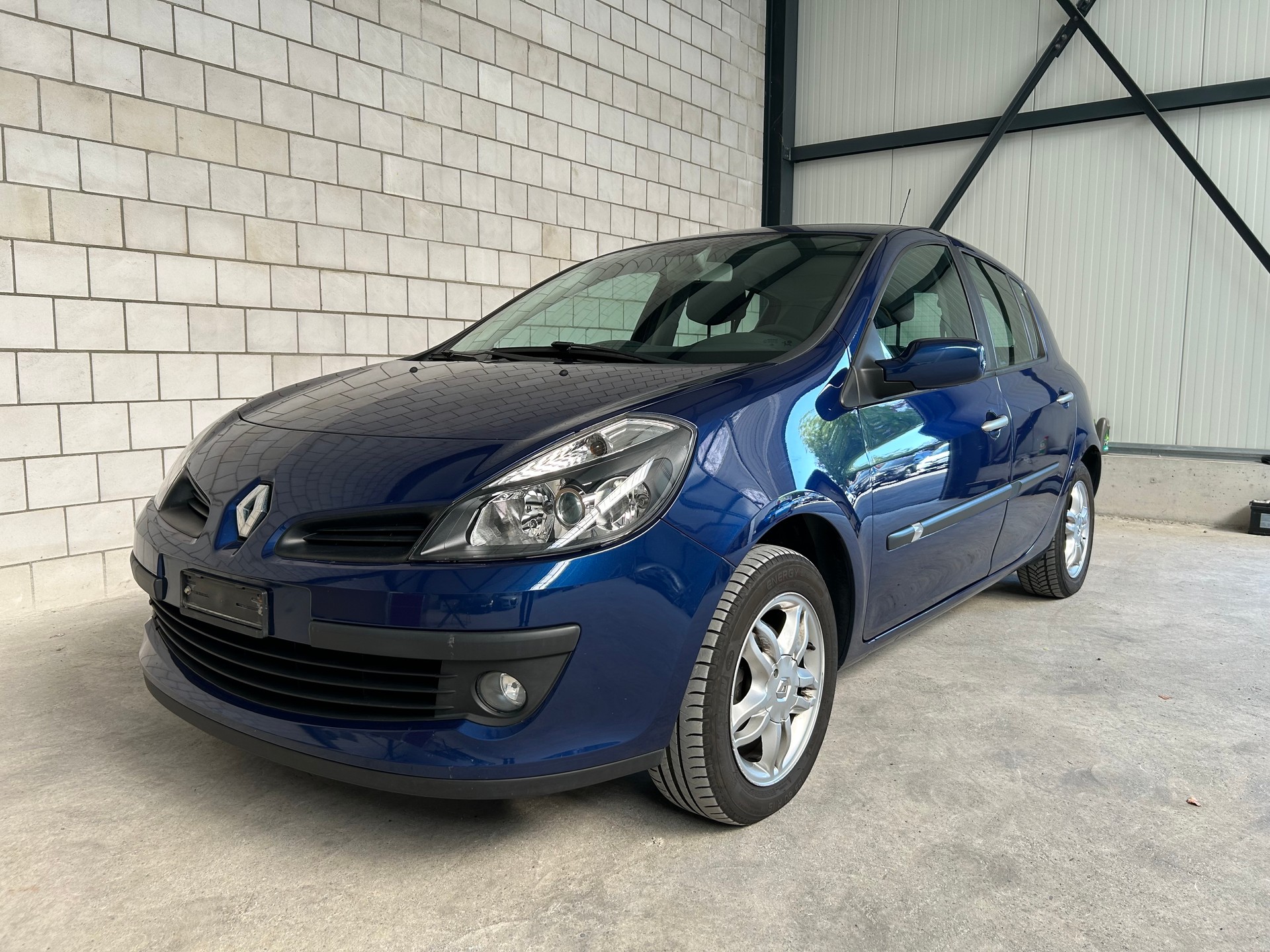 RENAULT Clio 1.6 16V Exception-image-1