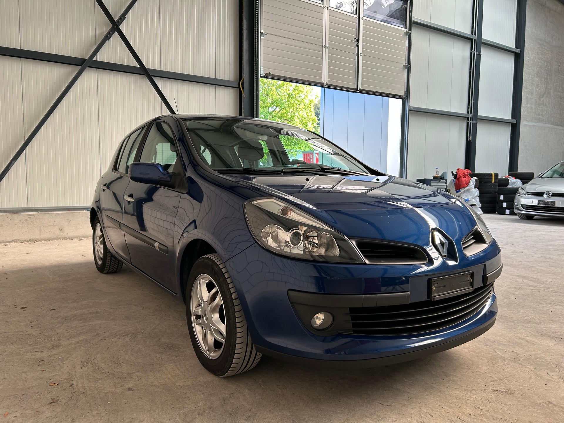 RENAULT Clio 1.6 16V Exception-image-2