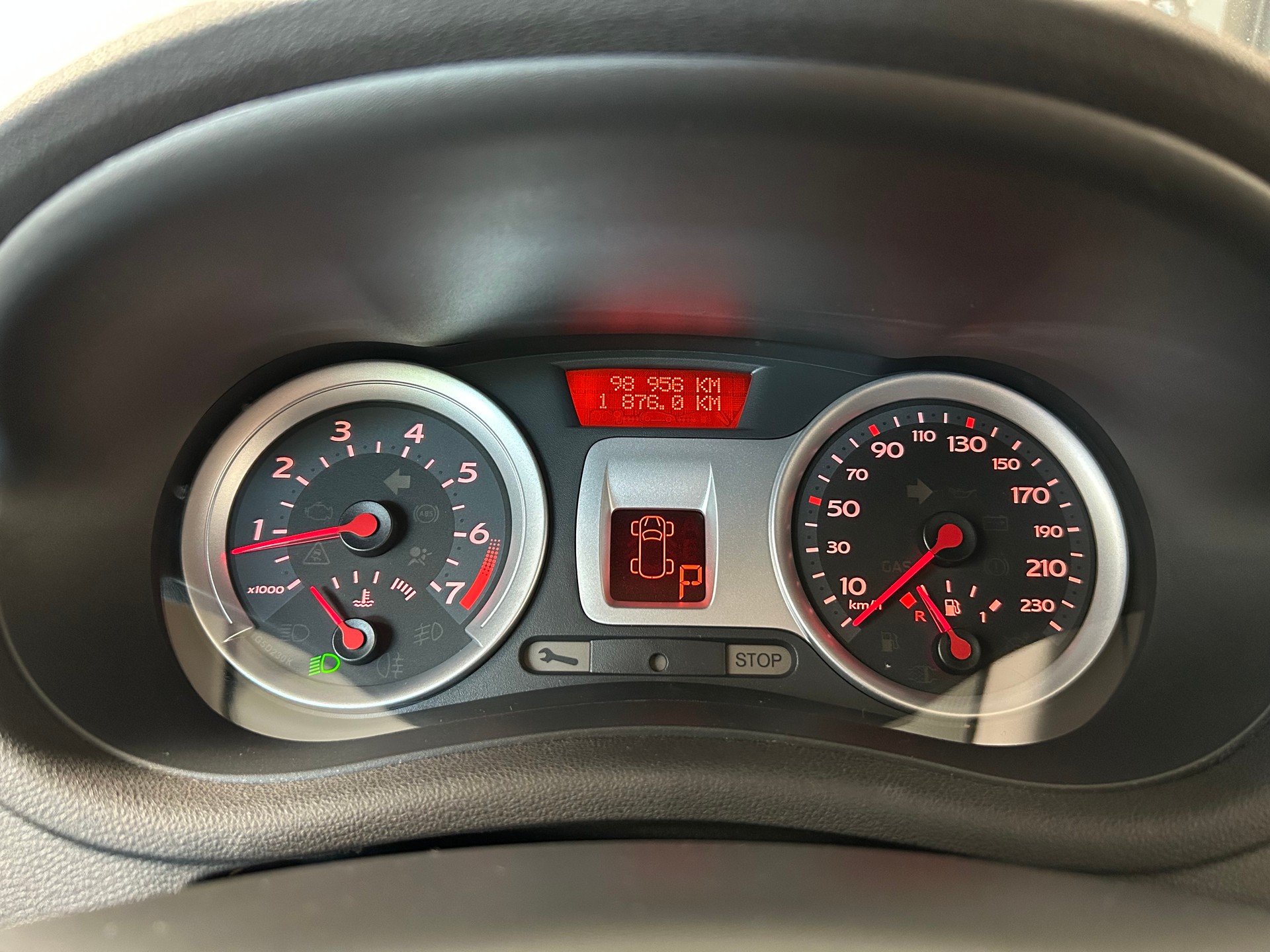 RENAULT Clio 1.6 16V Exception-image-8