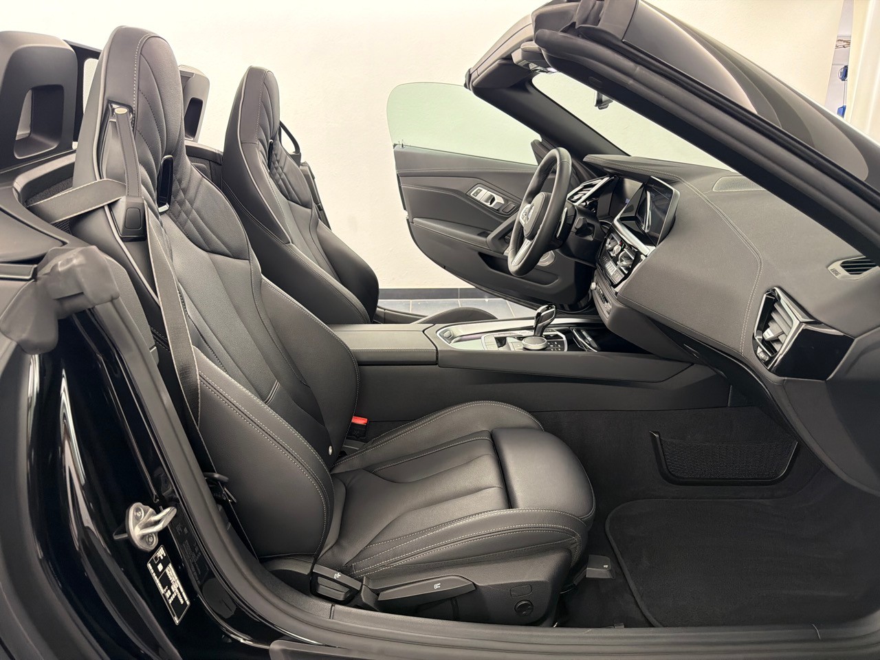 BMW Z4 M40i-image-7