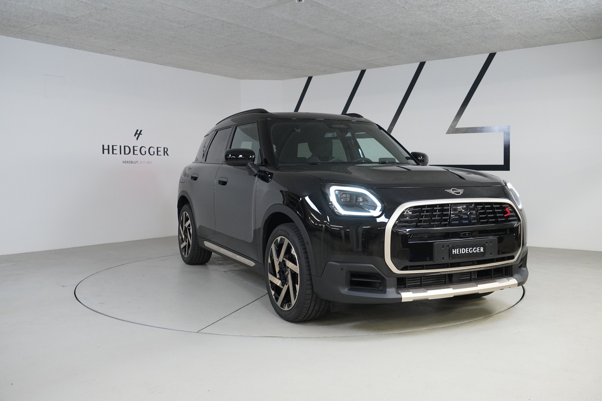 MINI Countryman S ALL4 Steptronic-showroom-element-2