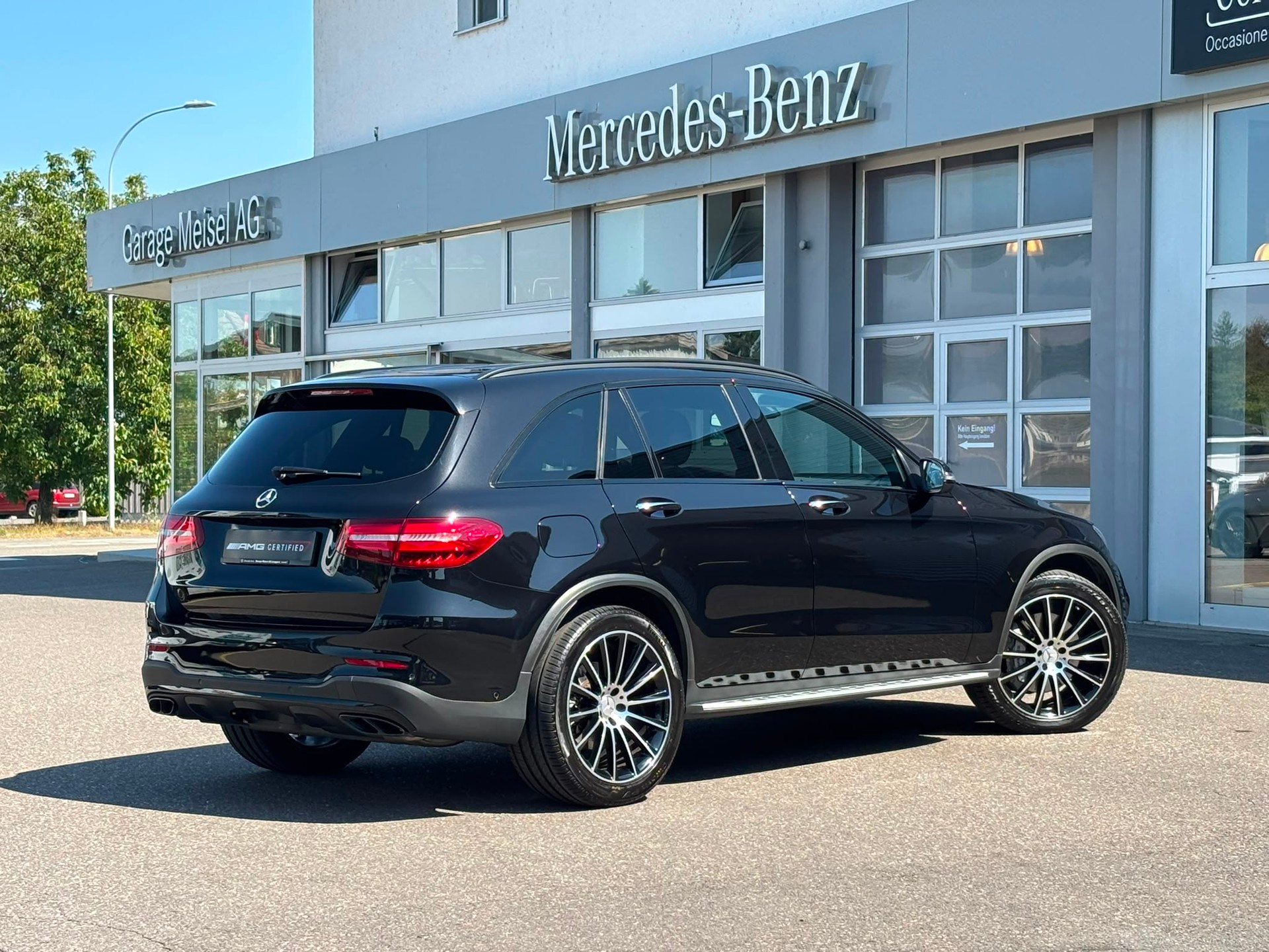 MERCEDES-BENZ GLC 43 AMG 4M-image-2