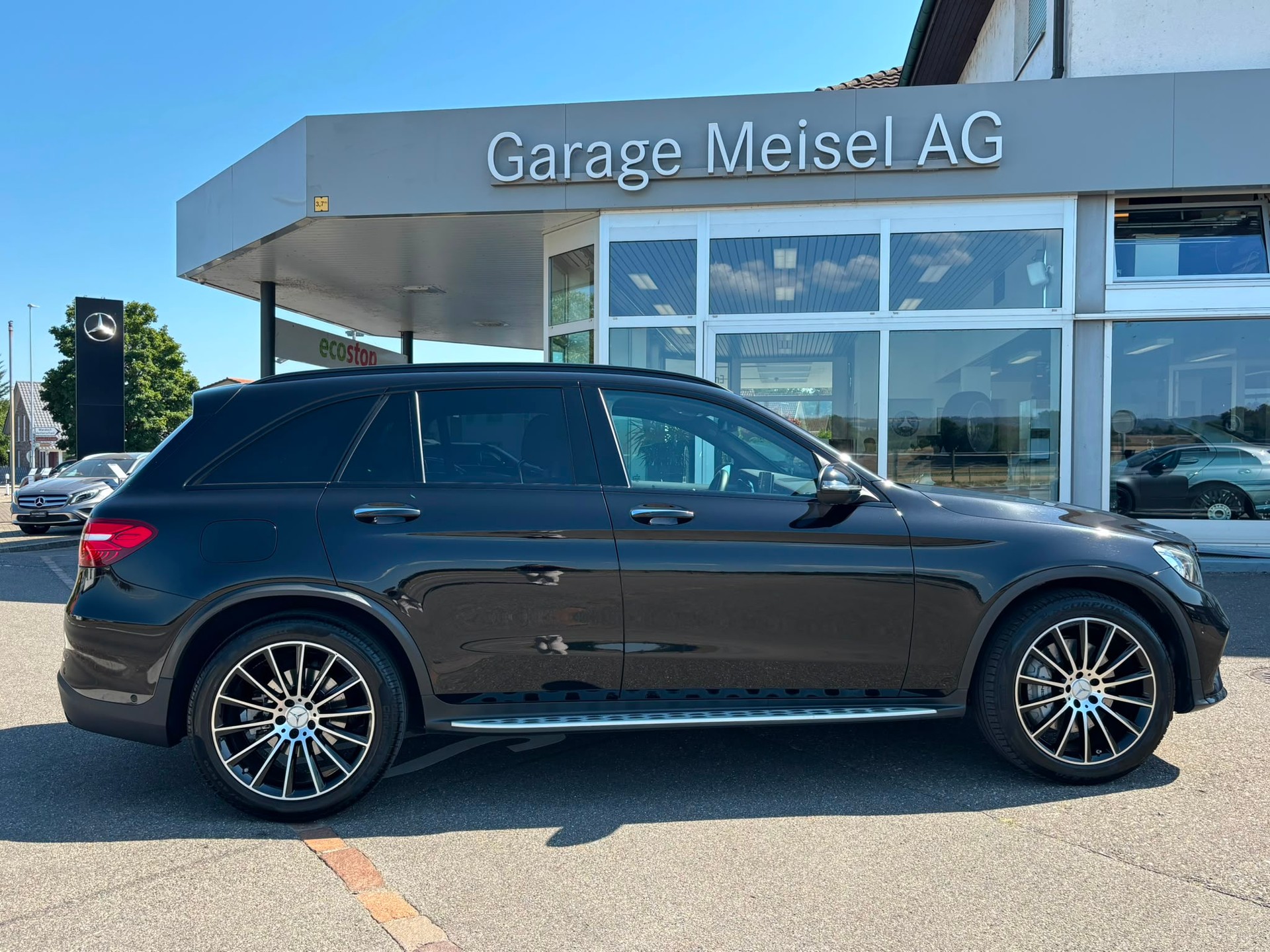 MERCEDES-BENZ GLC 43 AMG 4M-image-4