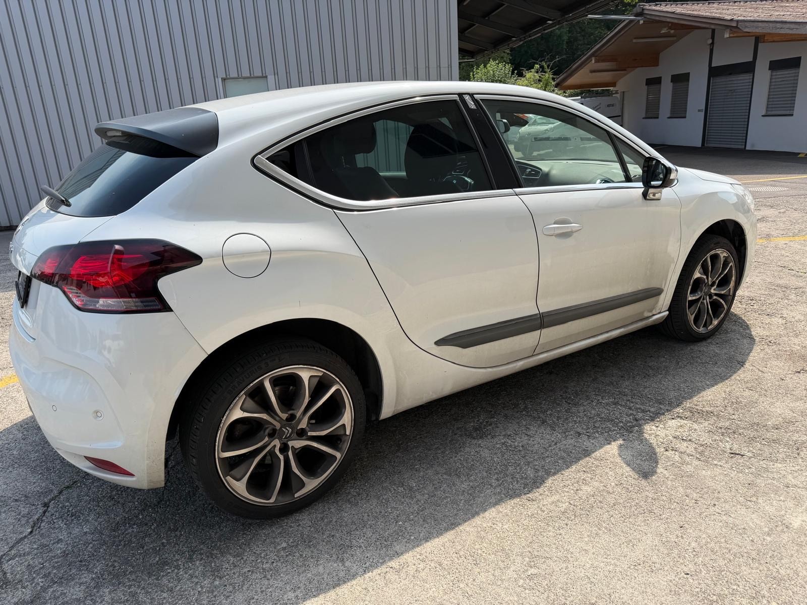 CITROEN DS4 1.6 (200)PS-image-1