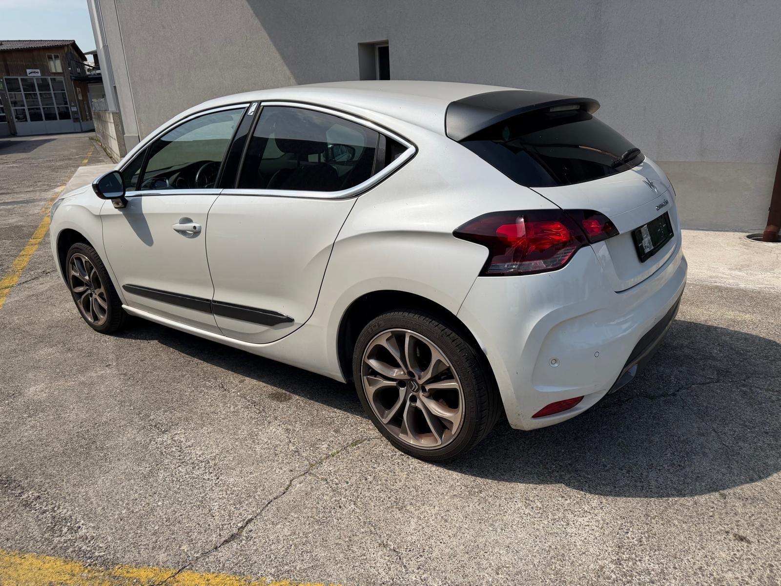 CITROEN DS4 1.6 (200)PS-image-8