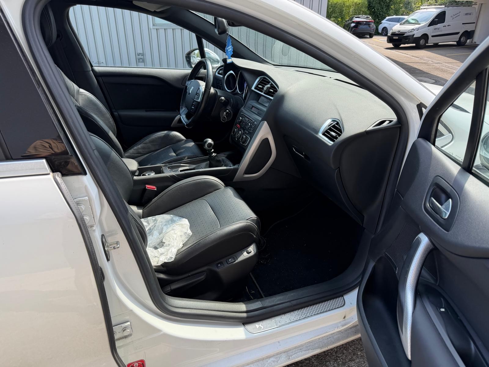 CITROEN DS4 1.6 (200)PS-image-10