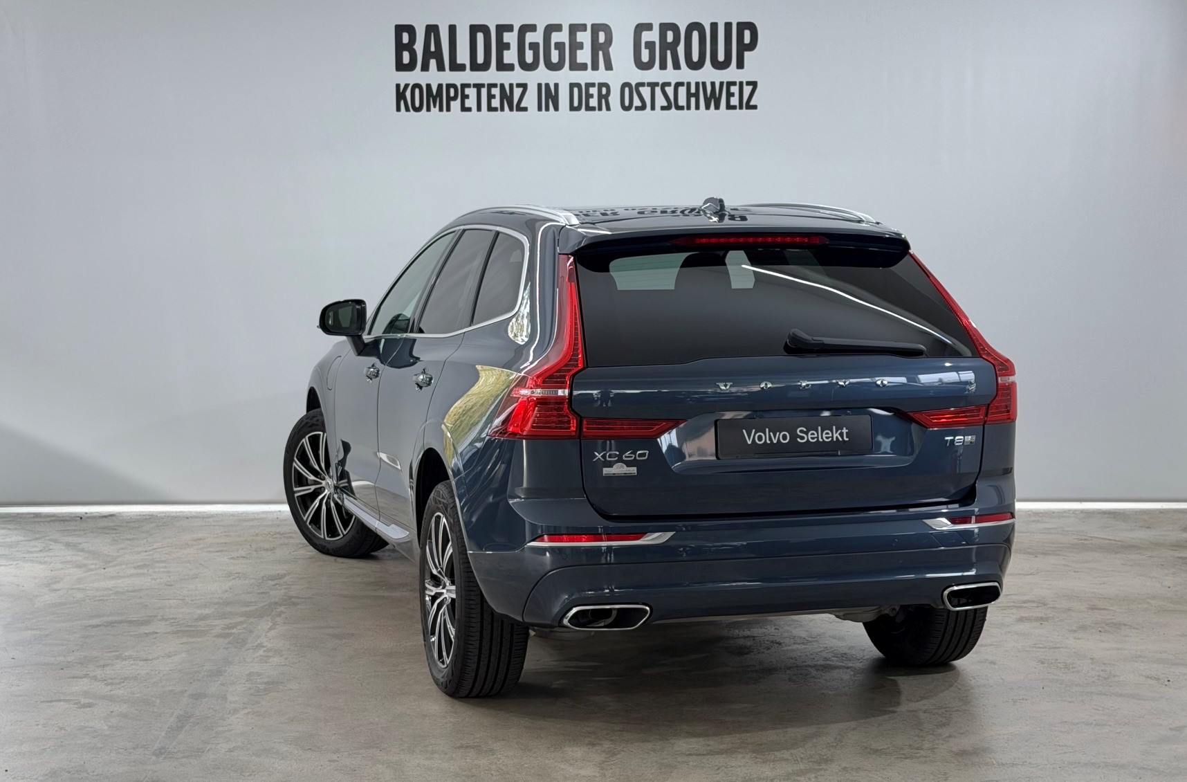 VOLVO XC60 2.0 T8 TE Inscription eAW-image-1