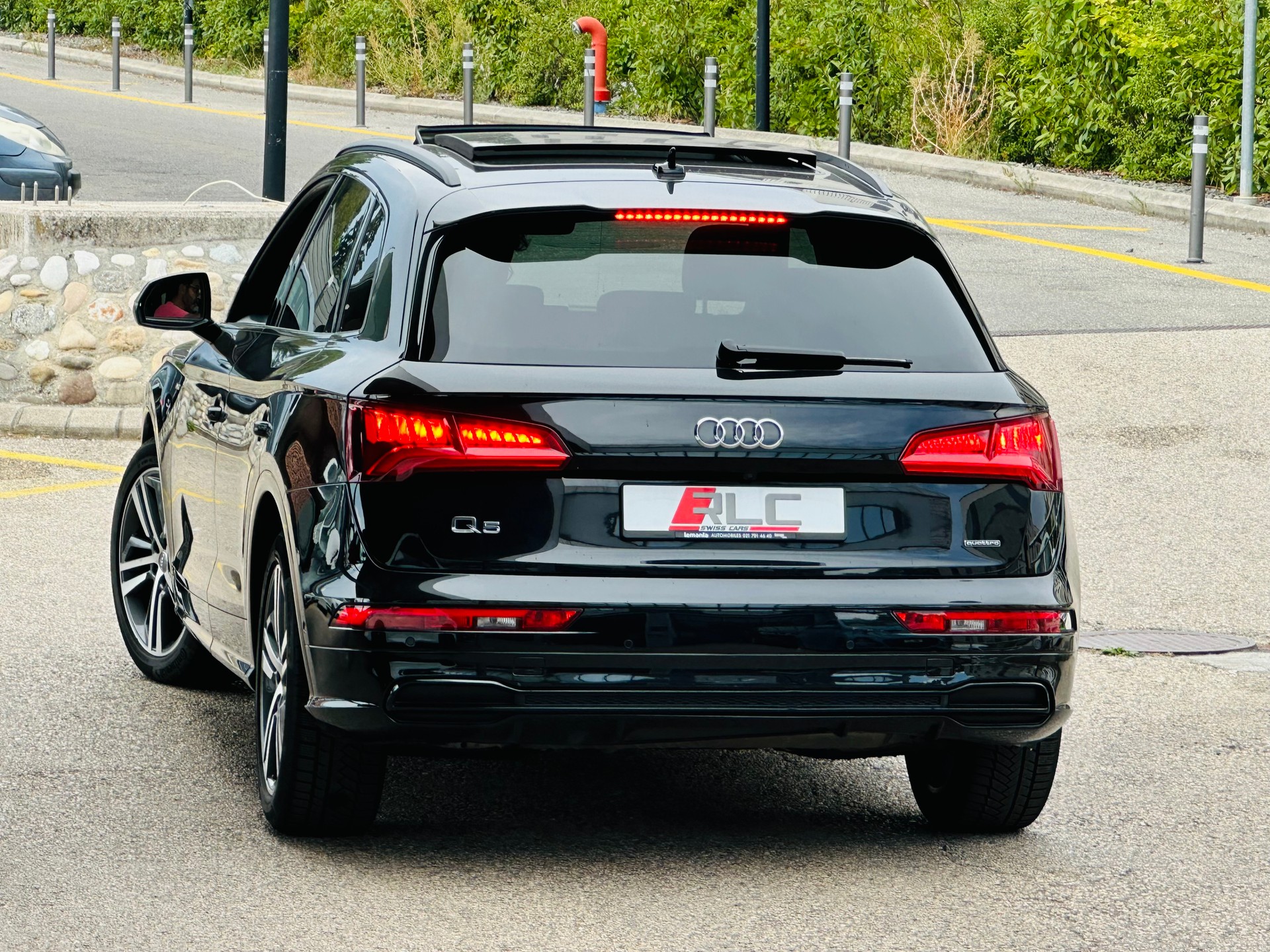 AUDI Q5 45 TFSI sport quattro S-tronic-image-11