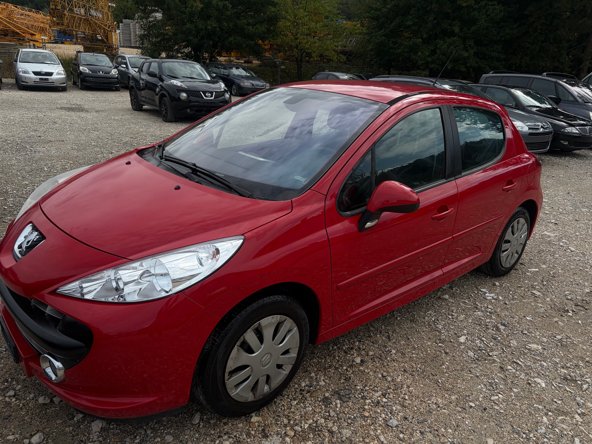 PEUGEOT 207 1.6 16V XT Automatic-image-3