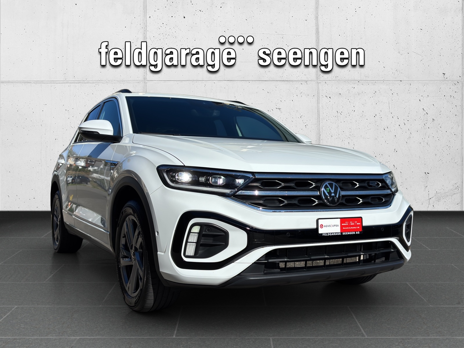 VW T-Roc 1.5 TSI EVO R-Line DSG mit AHK-showroom-element-2