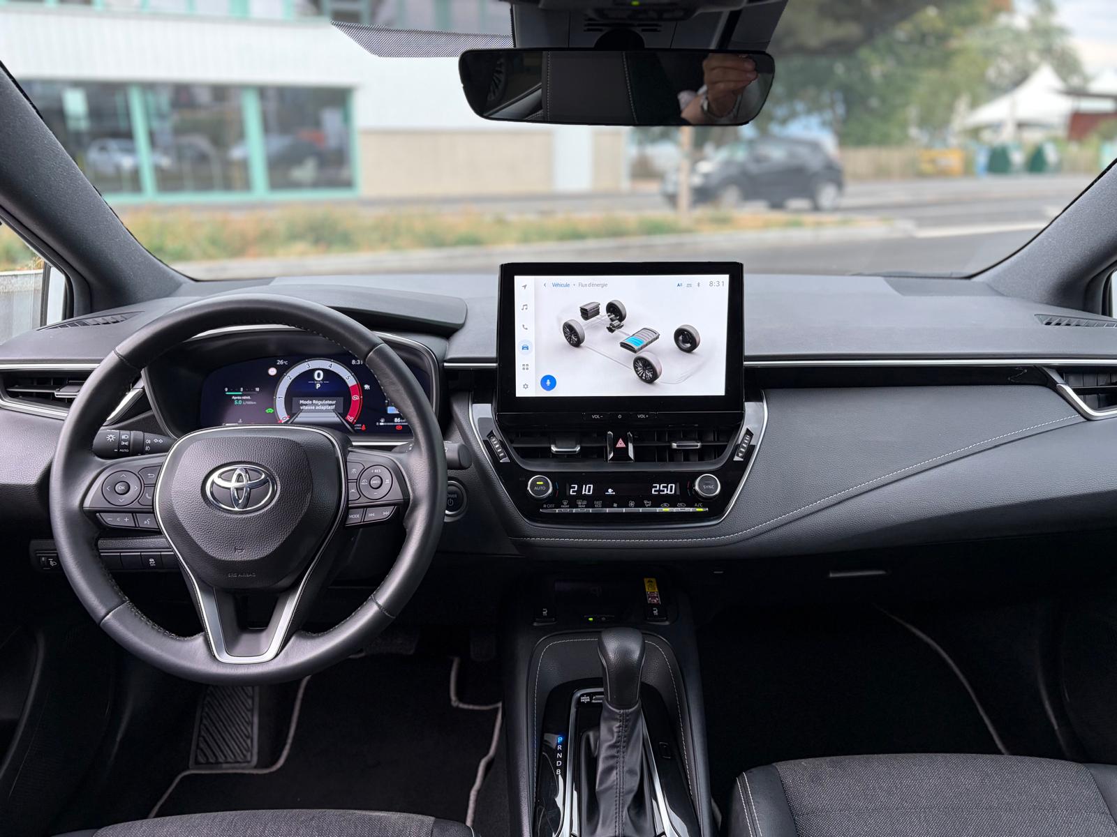 TOYOTA Corolla 1.8 HSD Trend e- CVT-image-7