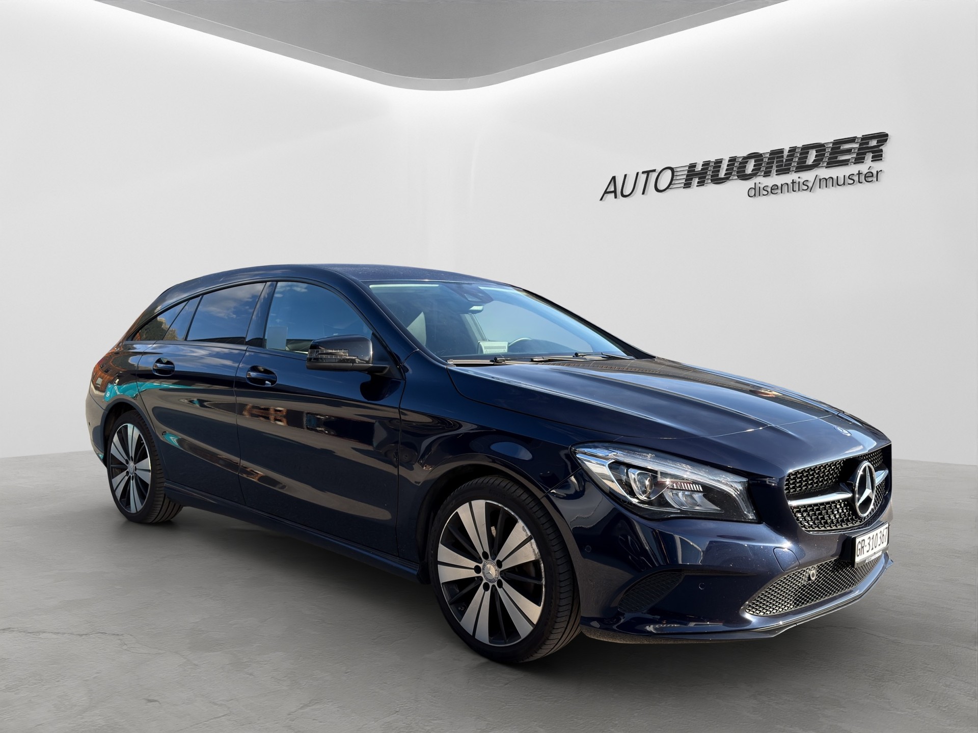 MERCEDES-BENZ CLA Shooting Brake 200 d Urban 4Matic 7G-DCT-image-6
