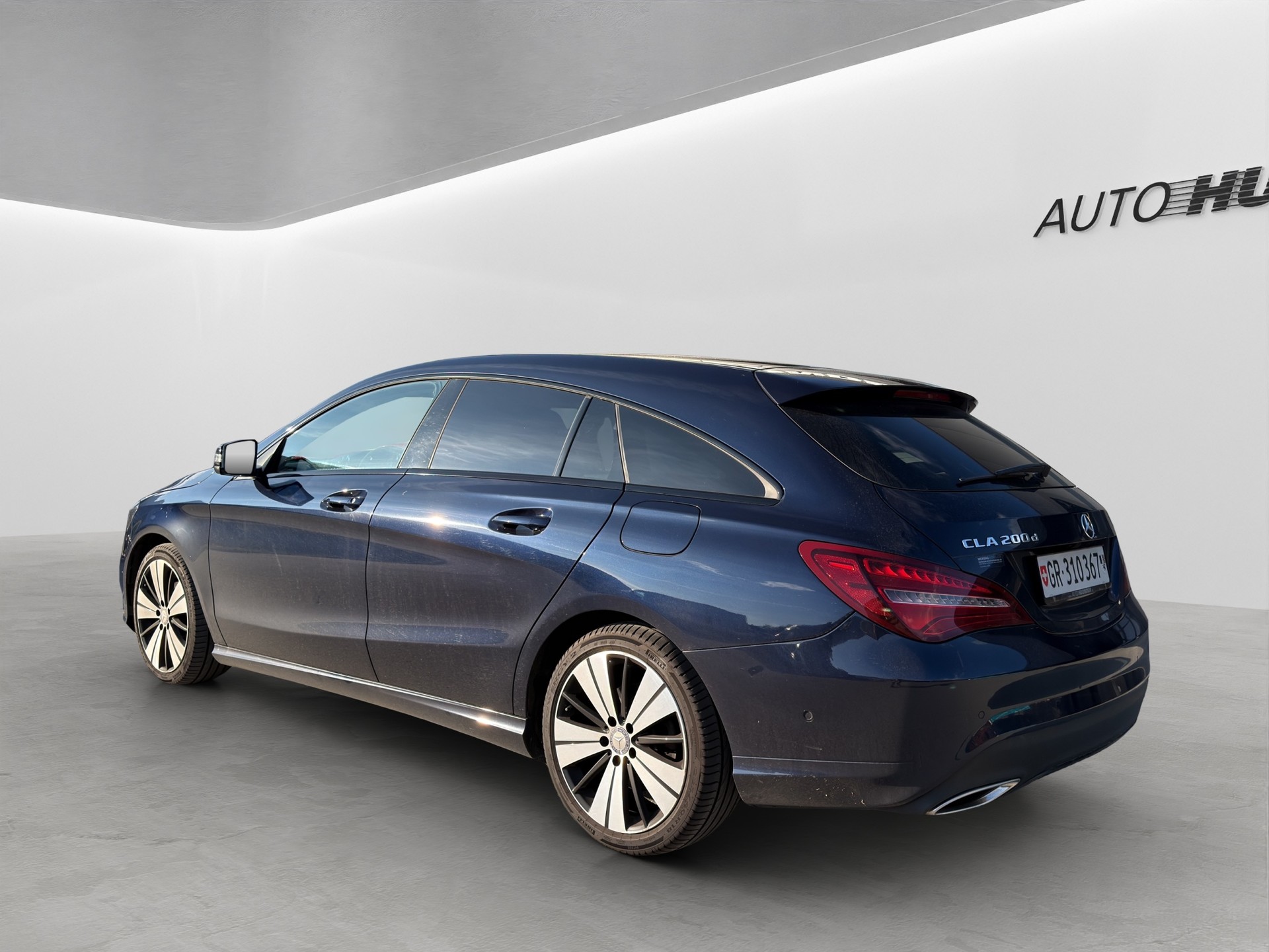 MERCEDES-BENZ CLA Shooting Brake 200 d Urban 4Matic 7G-DCT-showroom-element-2
