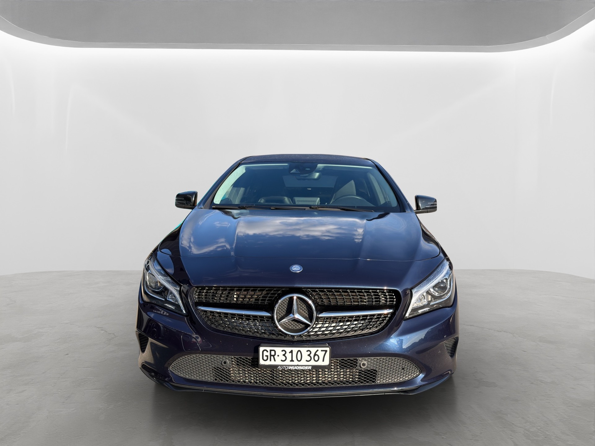 MERCEDES-BENZ CLA Shooting Brake 200 d Urban 4Matic 7G-DCT-showroom-element-3
