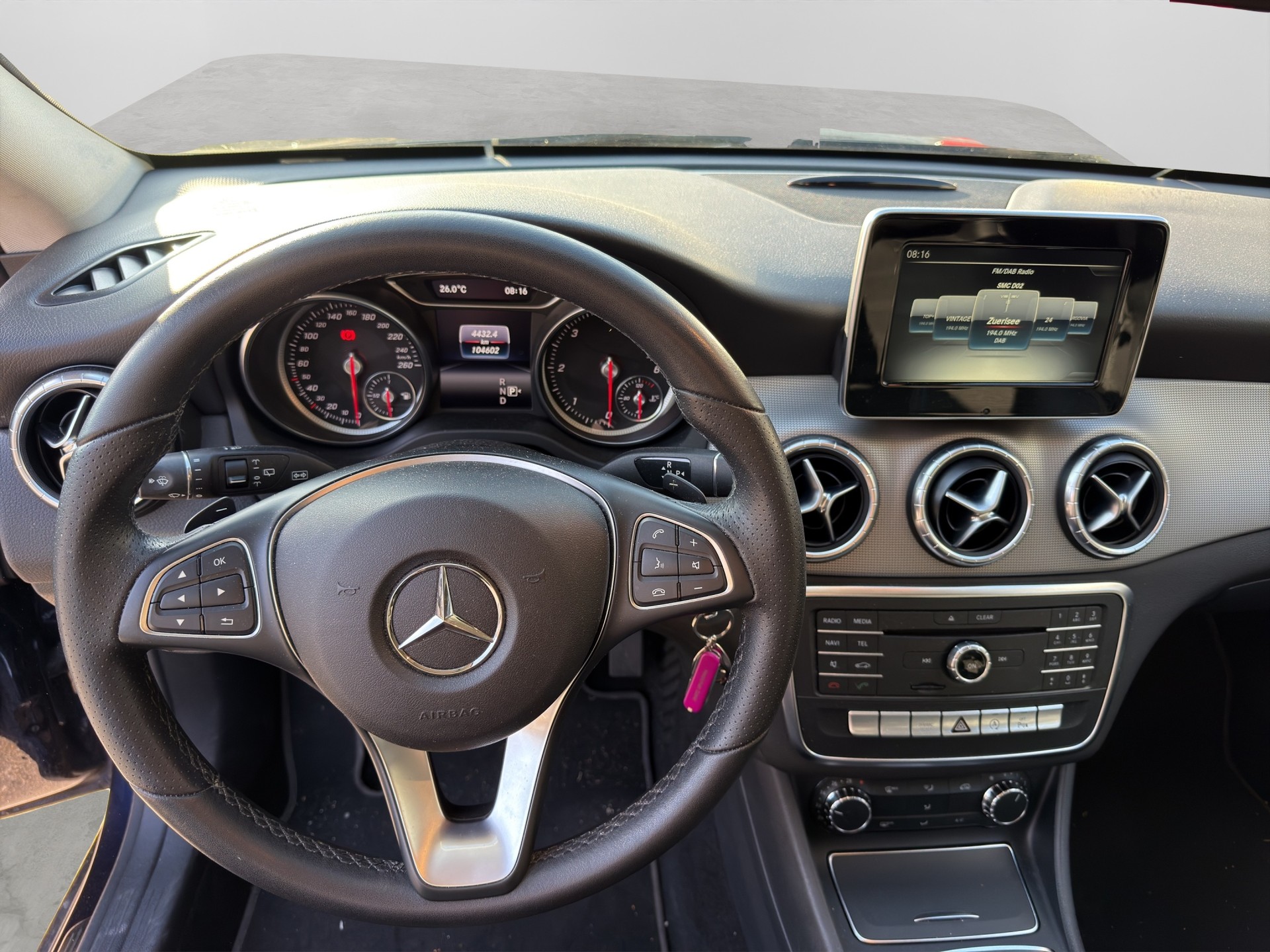 MERCEDES-BENZ CLA Shooting Brake 200 d Urban 4Matic 7G-DCT-image-8