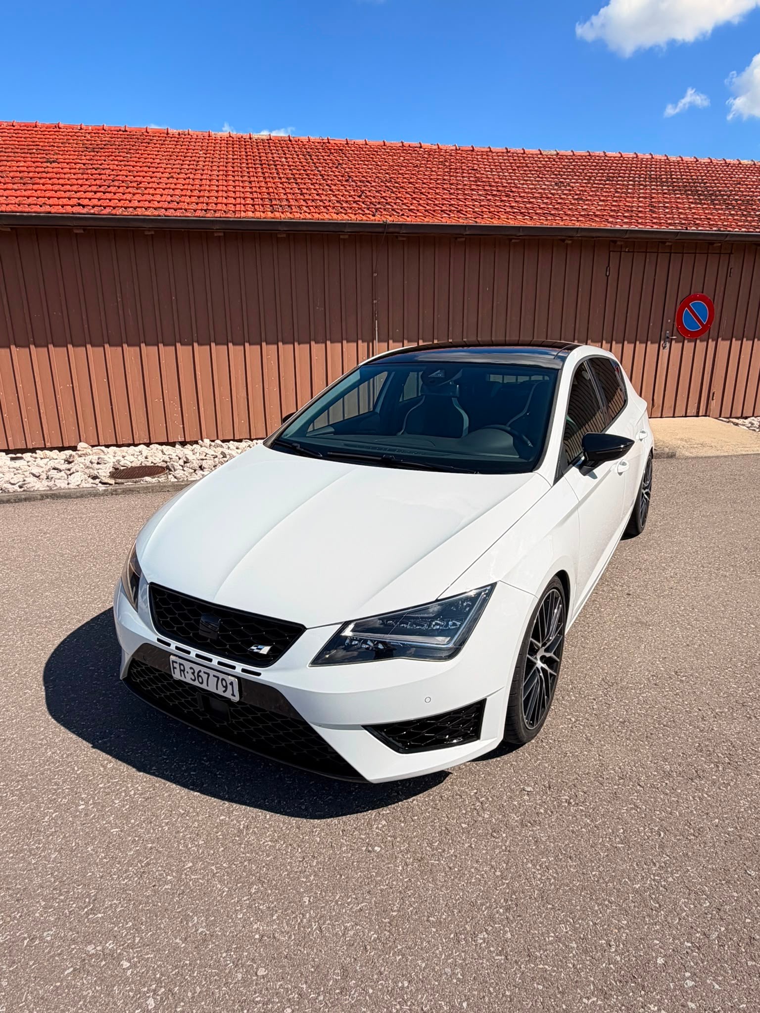 SEAT Leon 2.0 TSI Cupra 280 DSG-image-0
