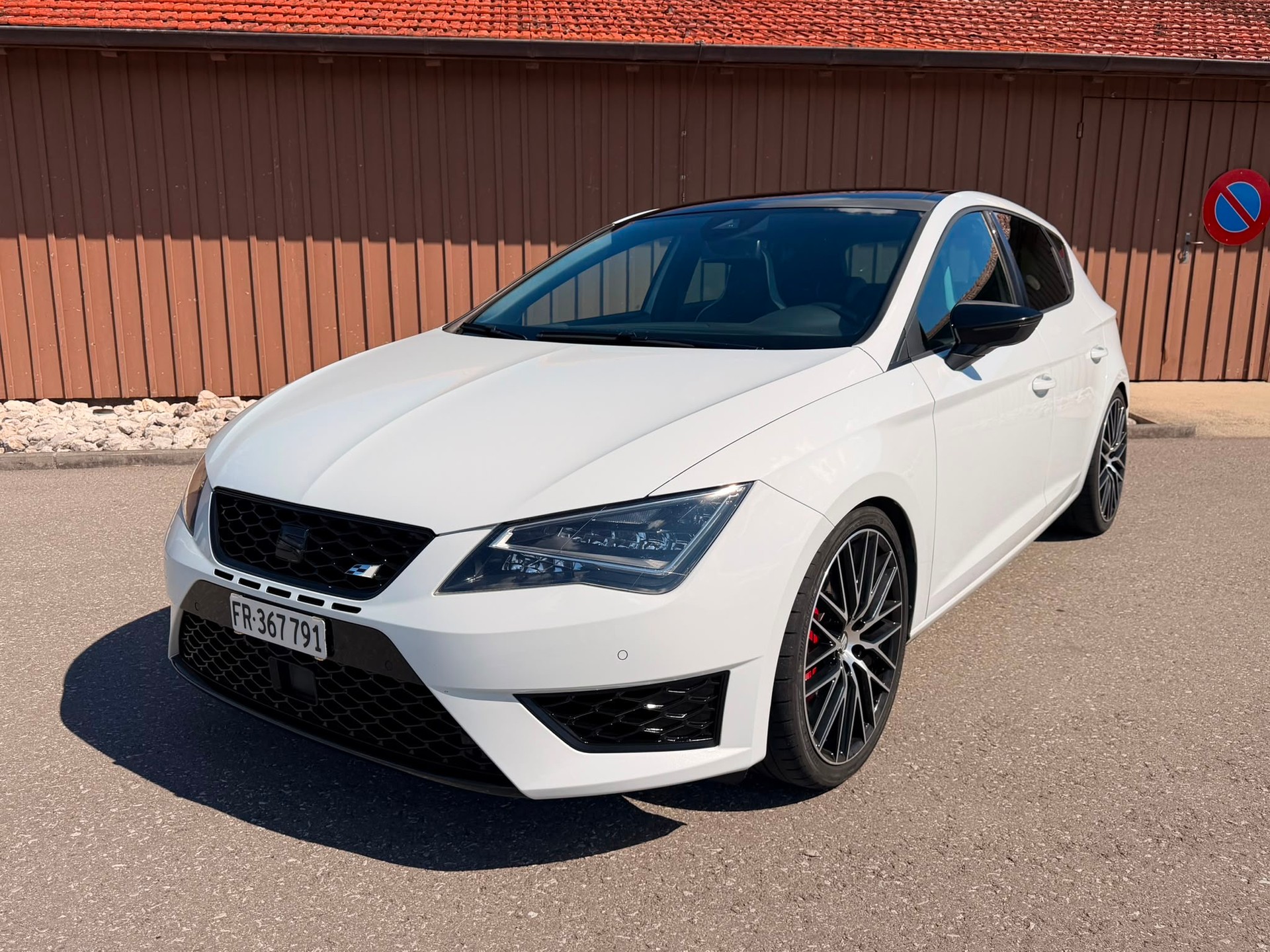 SEAT Leon 2.0 TSI Cupra 280 DSG-image-2