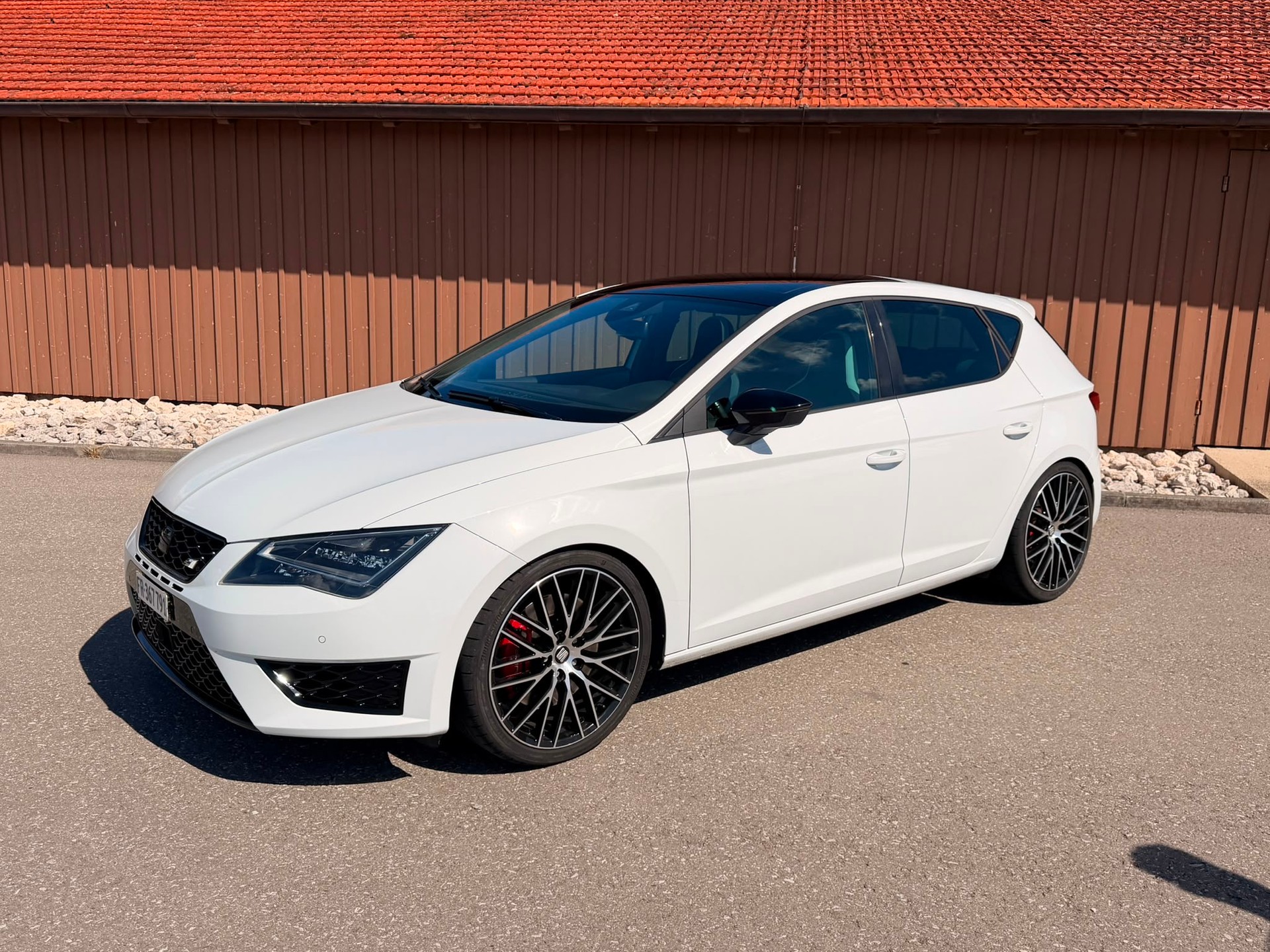SEAT Leon 2.0 TSI Cupra 280 DSG-image-3