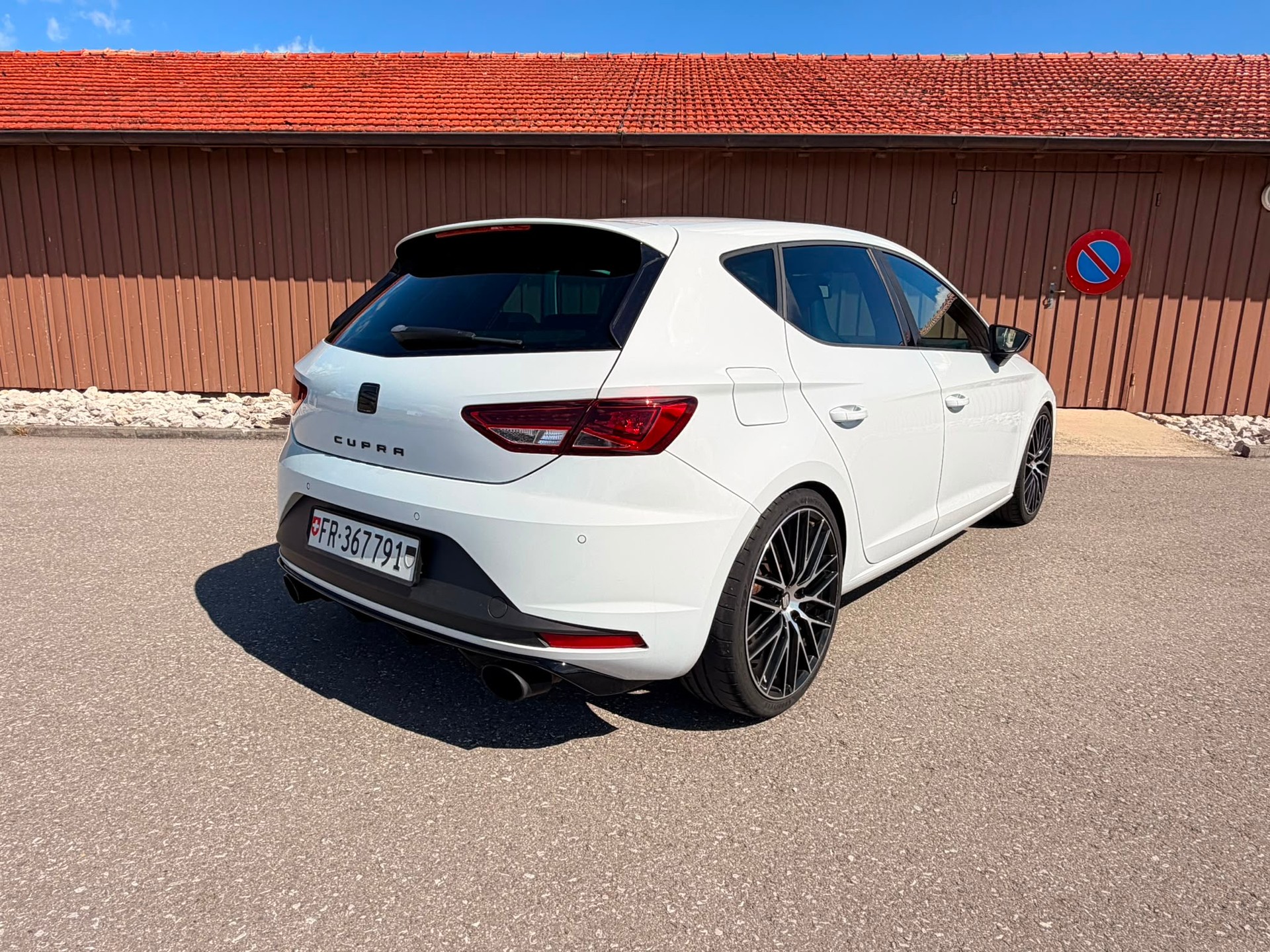 SEAT Leon 2.0 TSI Cupra 280 DSG-image-4
