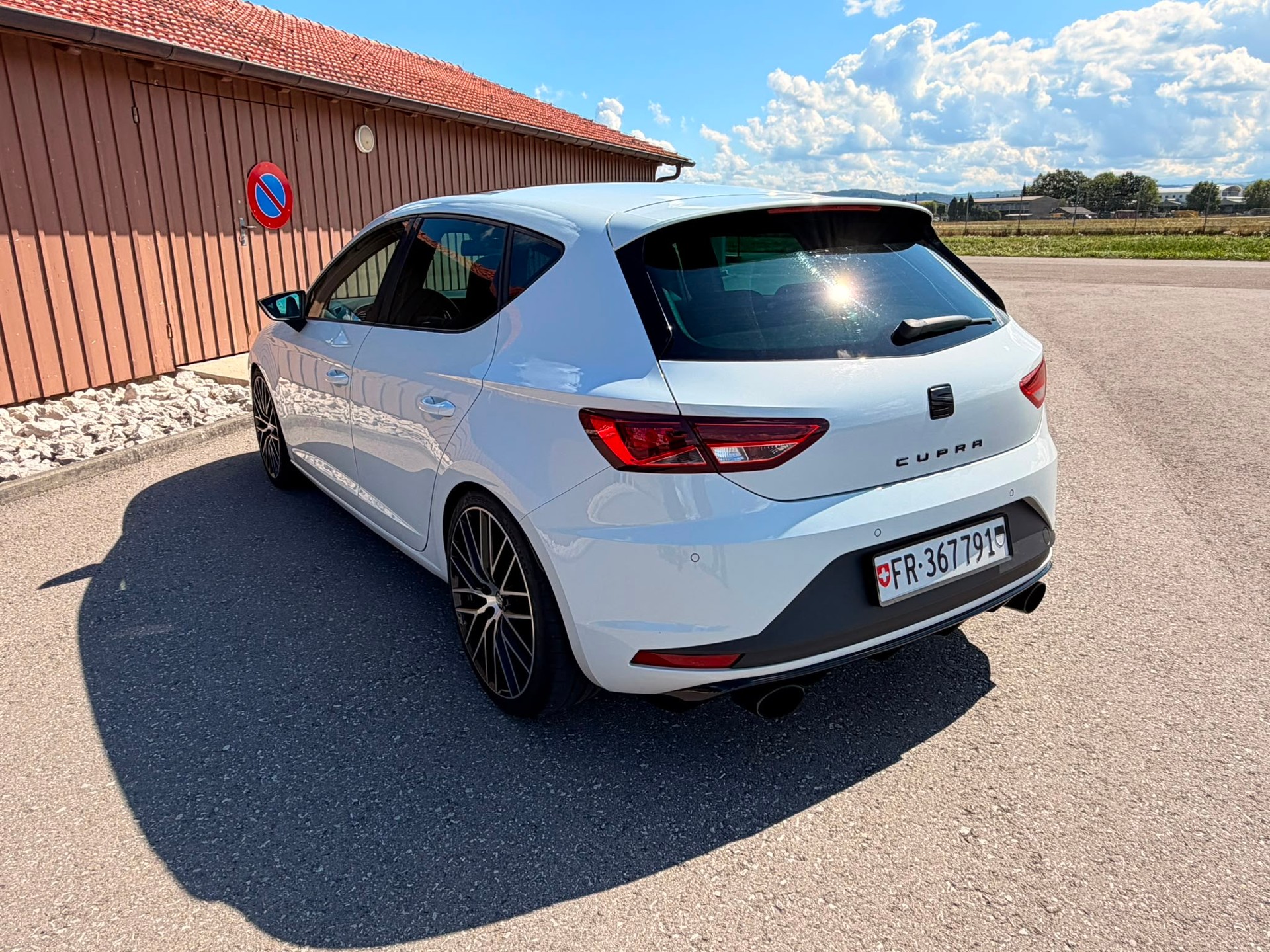 SEAT Leon 2.0 TSI Cupra 280 DSG-image-5