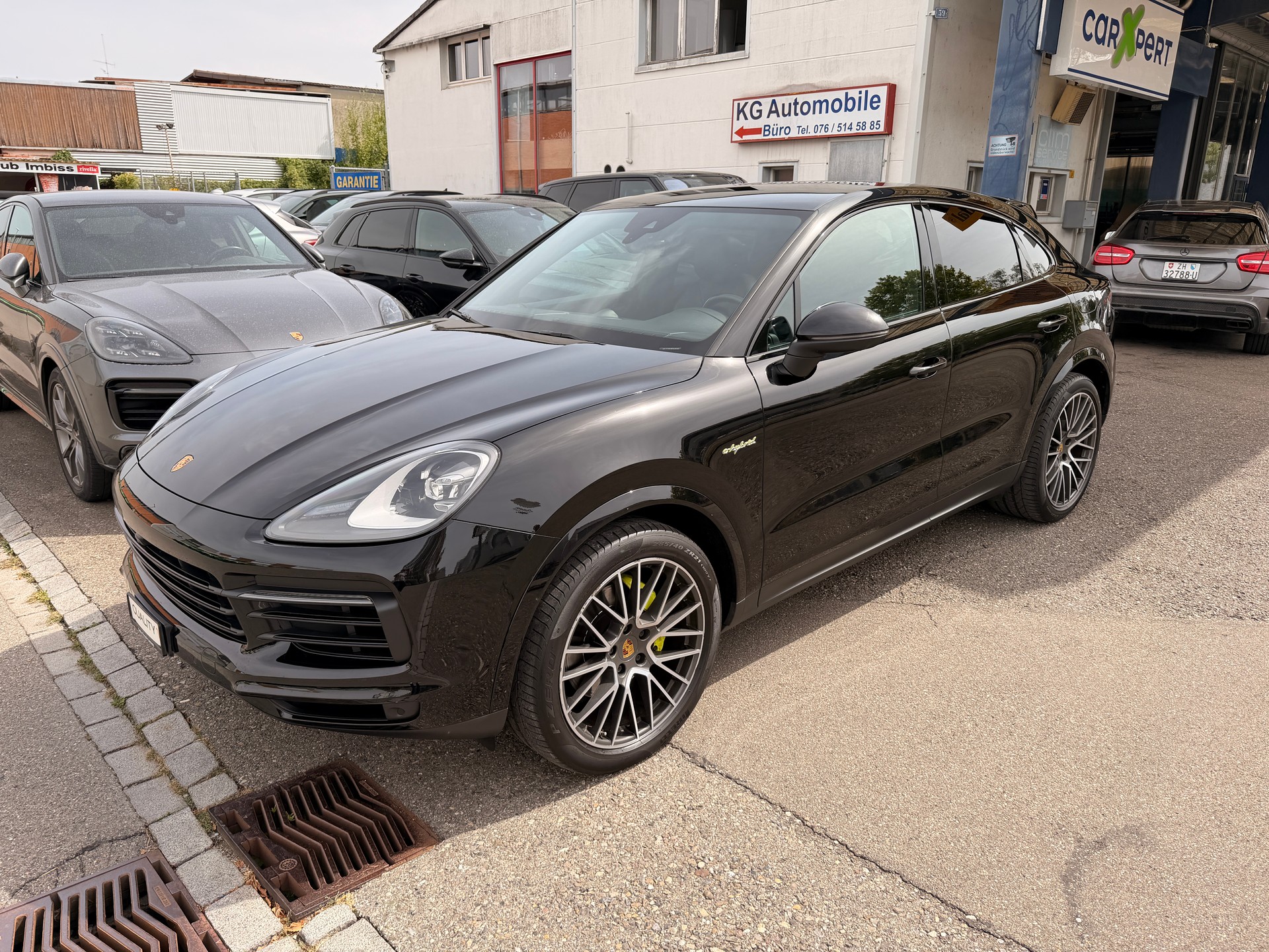 PORSCHE Cayenne Coupé E-Hybrid-image-0