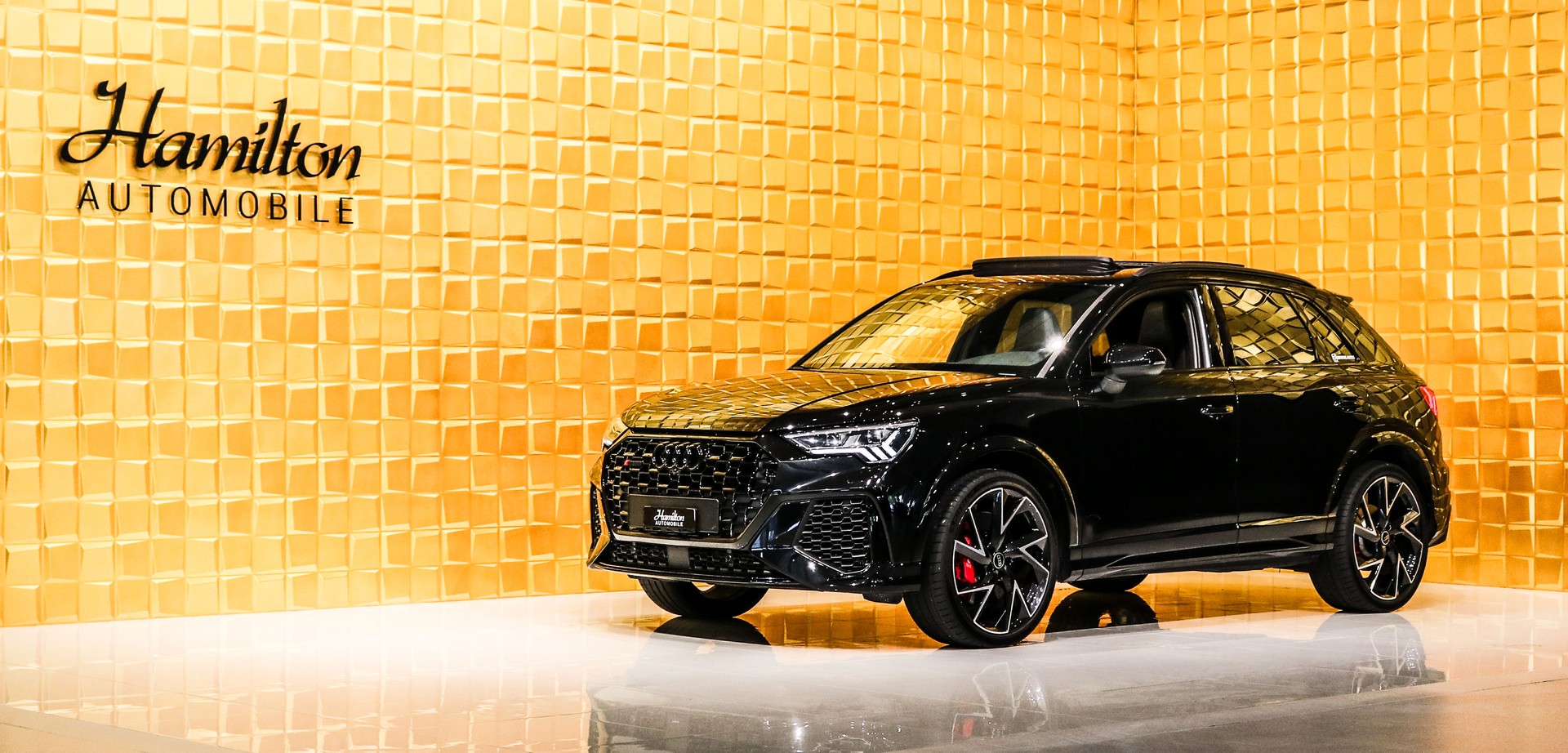 AUDI RS Q3 2.5 TFSI quattro S tronic-image-1