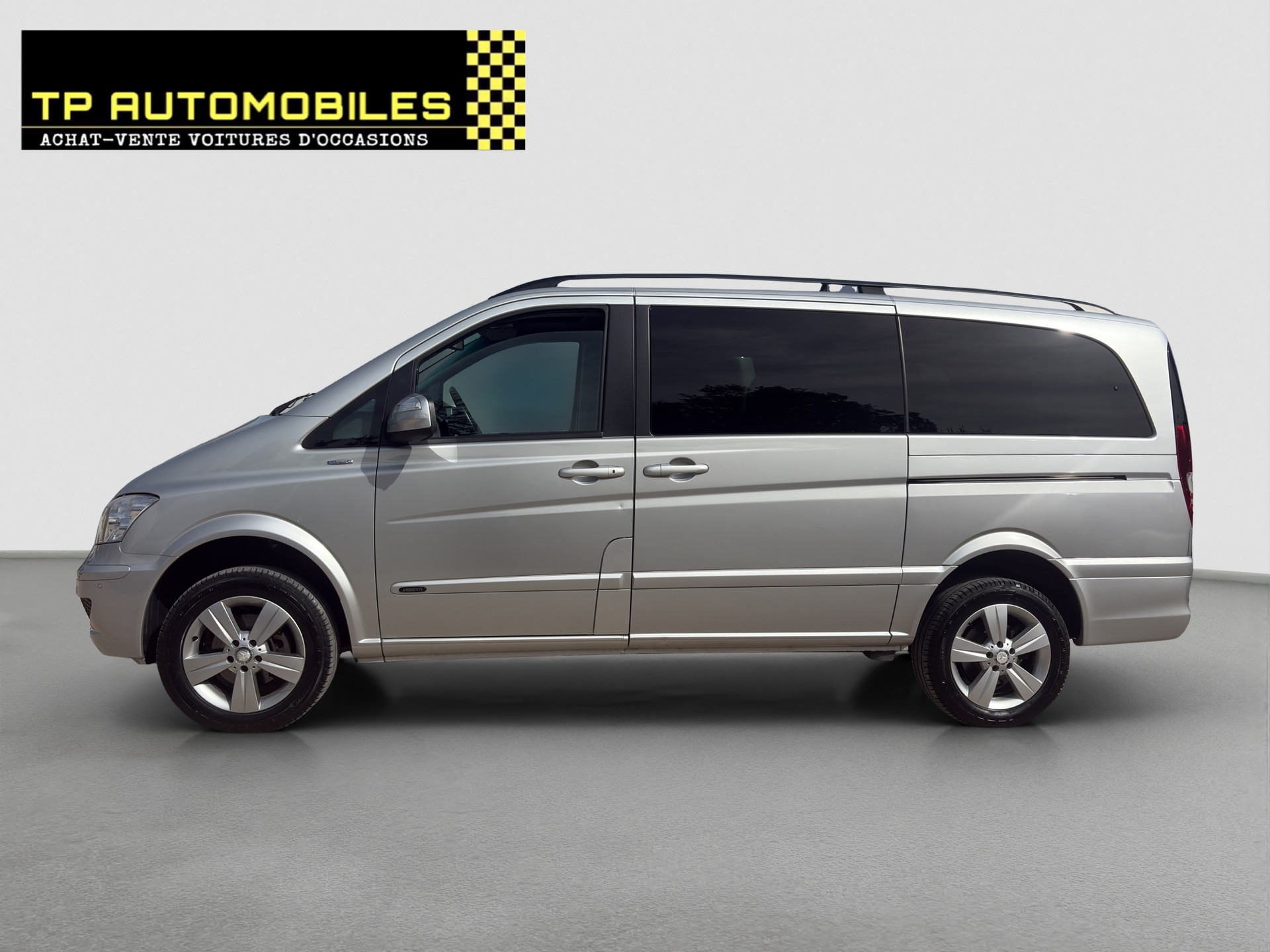 MERCEDES-BENZ Viano 2.2 CDI Blue Eff. Ambiente Ed. L 4Matic A-image-7
