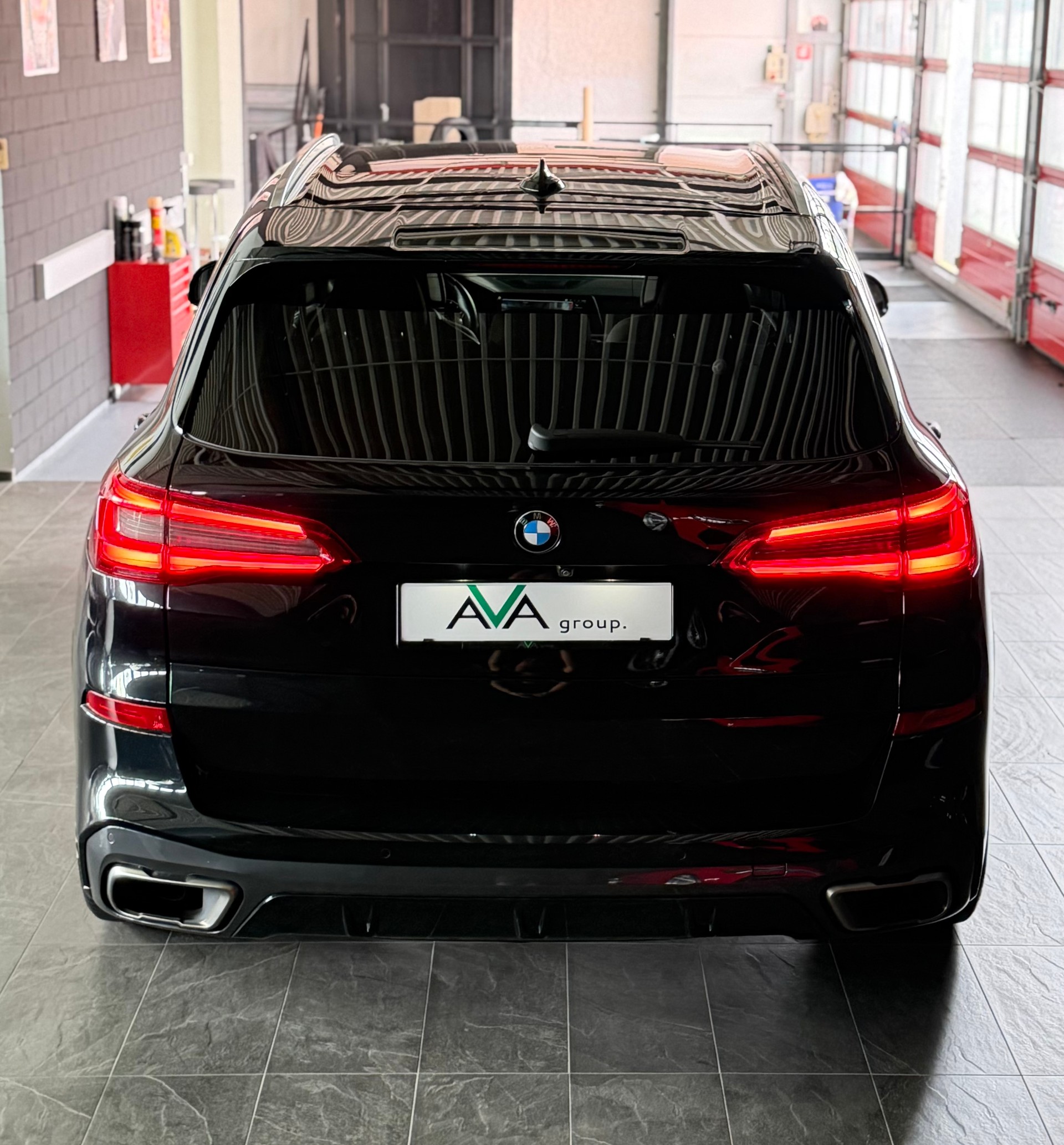 BMW X5 xDrive M50d Steptronic*INDIVIDUAL*-image-9