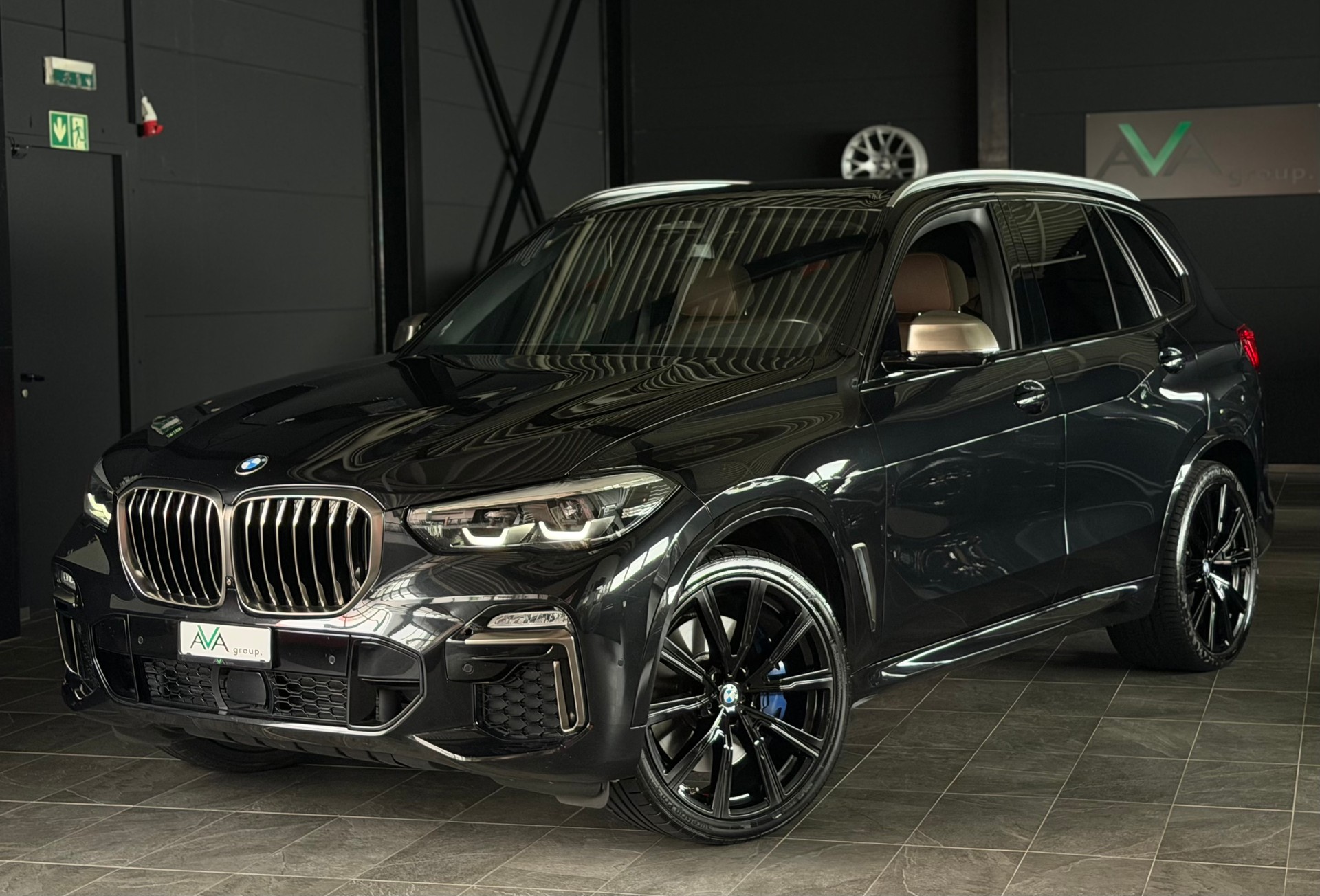 BMW X5 xDrive M50d Steptronic*INDIVIDUAL*-image-1